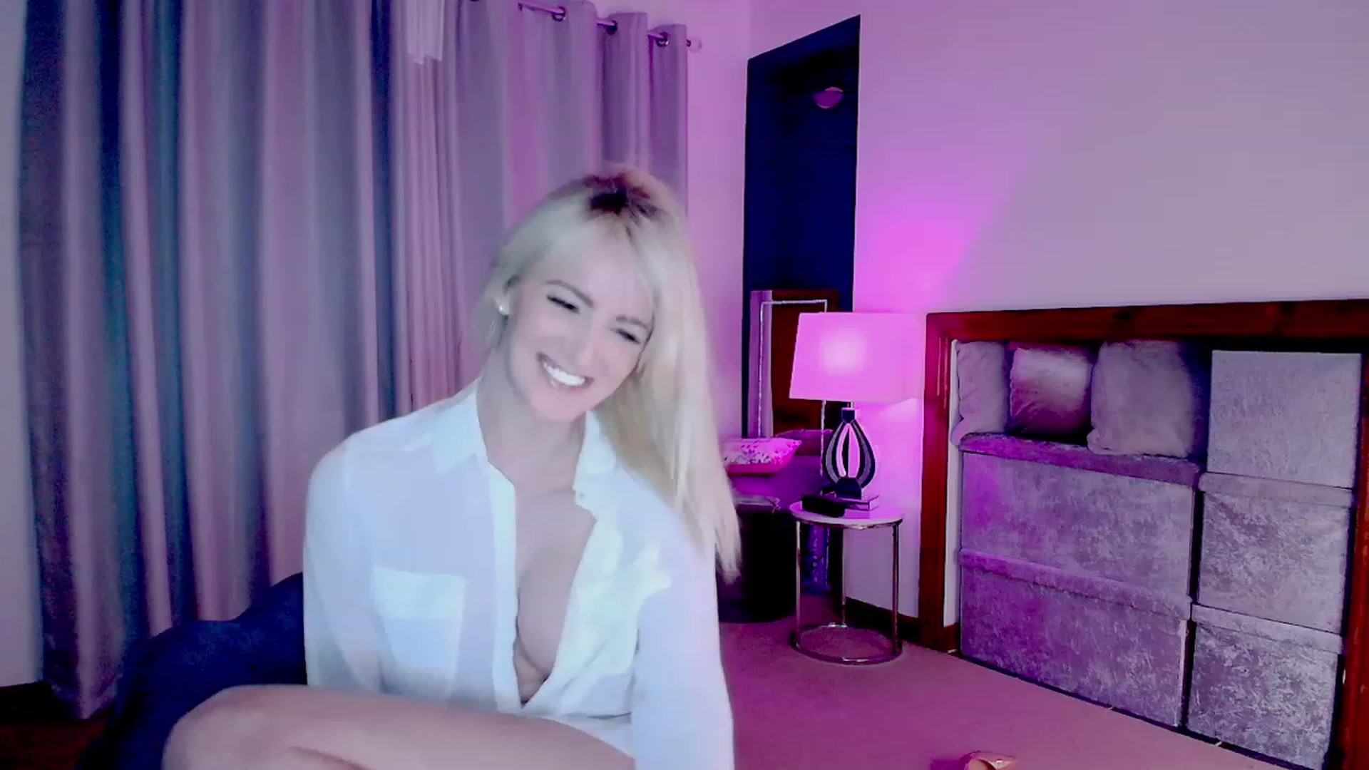 Gallery image thumbnail from SelinaRose's myfreecams stream on, 02/01/2024, 24:09 image 2 of 20