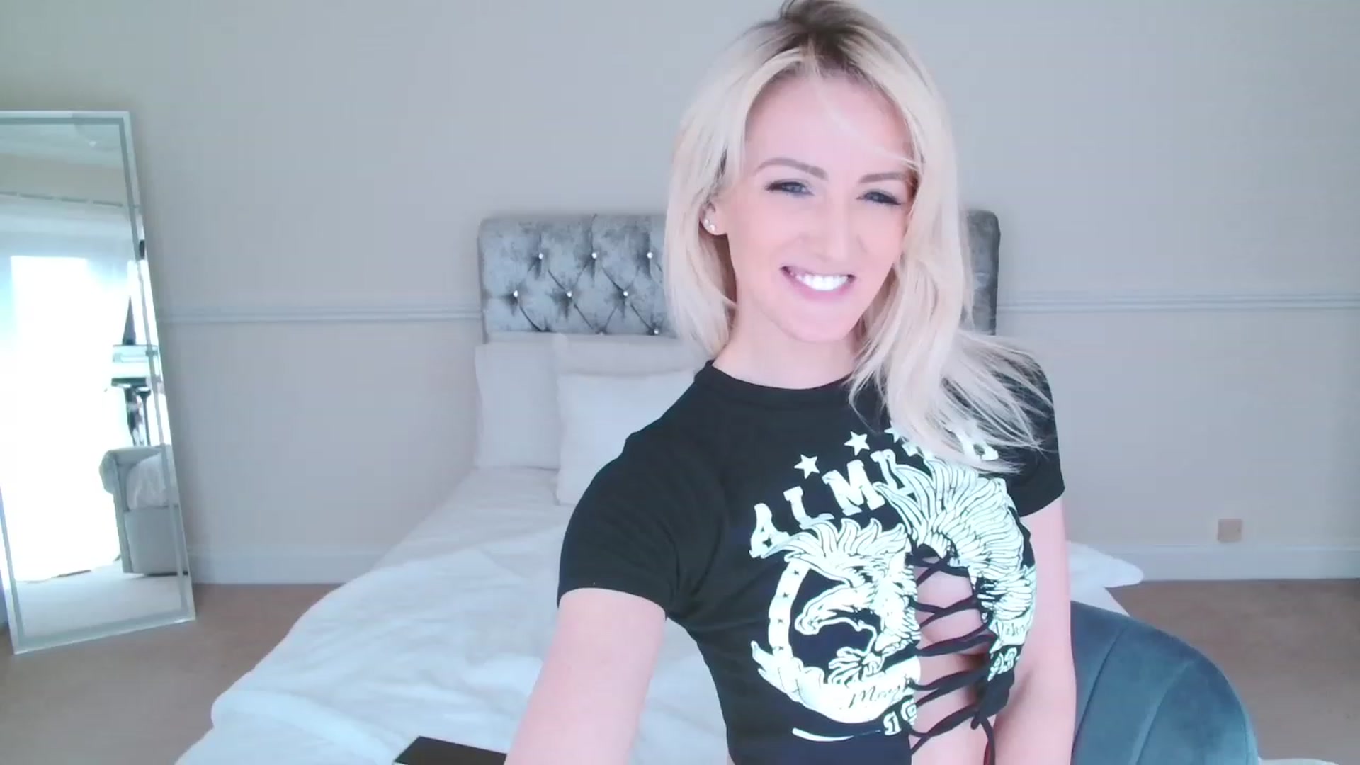 Gallery image thumbnail from SelinaRose's myfreecams stream on, 02/13/2024, 14:12 image 7 of 20