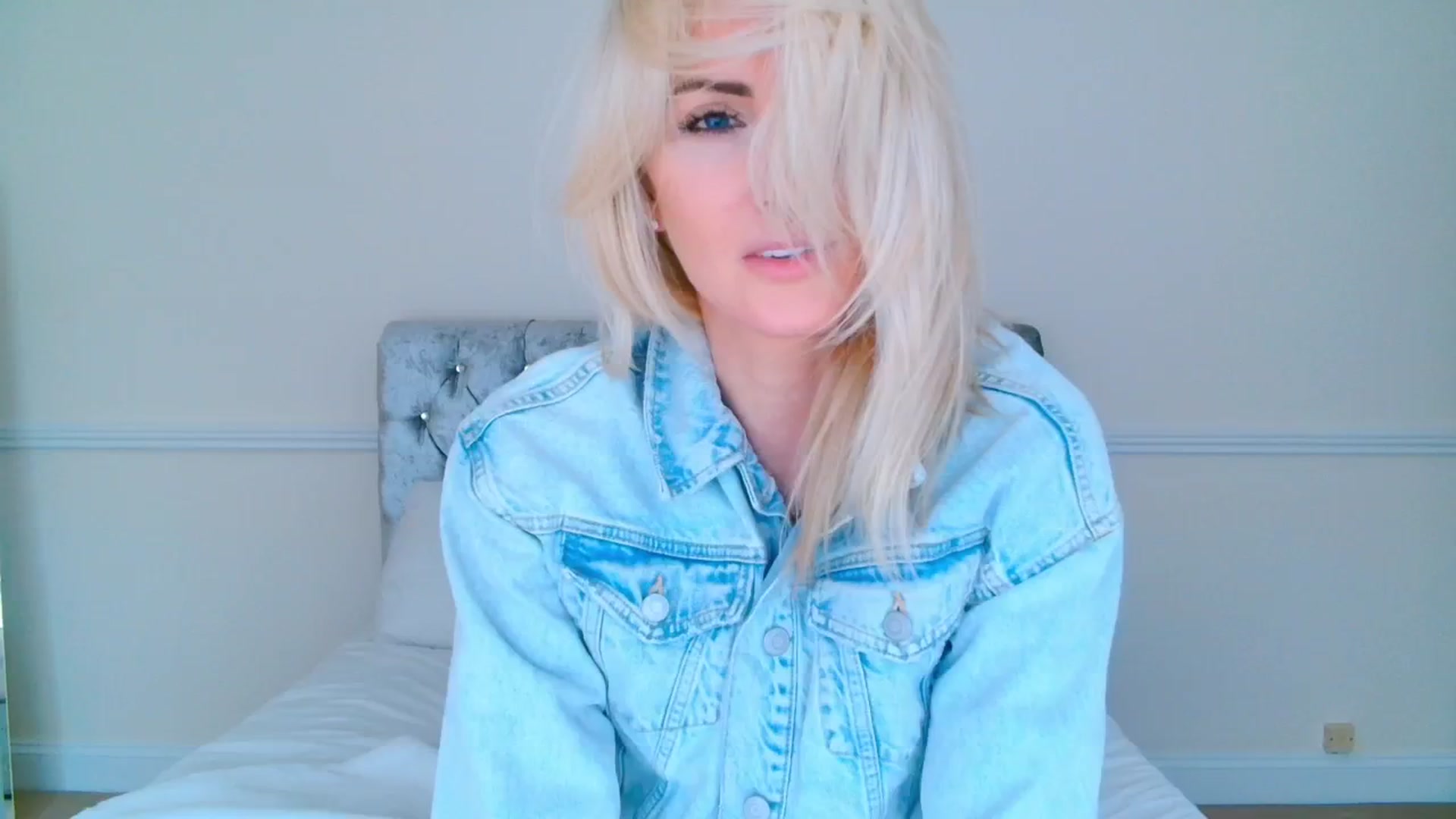 Gallery image thumbnail from SelinaRose's myfreecams stream on, 03/04/2024, 14:55 image 17 of 20