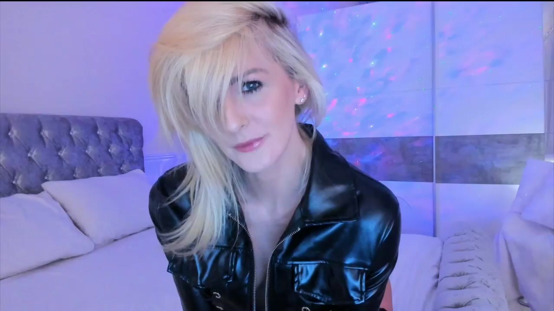 Gallery image thumbnail from SelinaRose's myfreecams stream on, 04/04/2024, 21:56 image 19 of 20