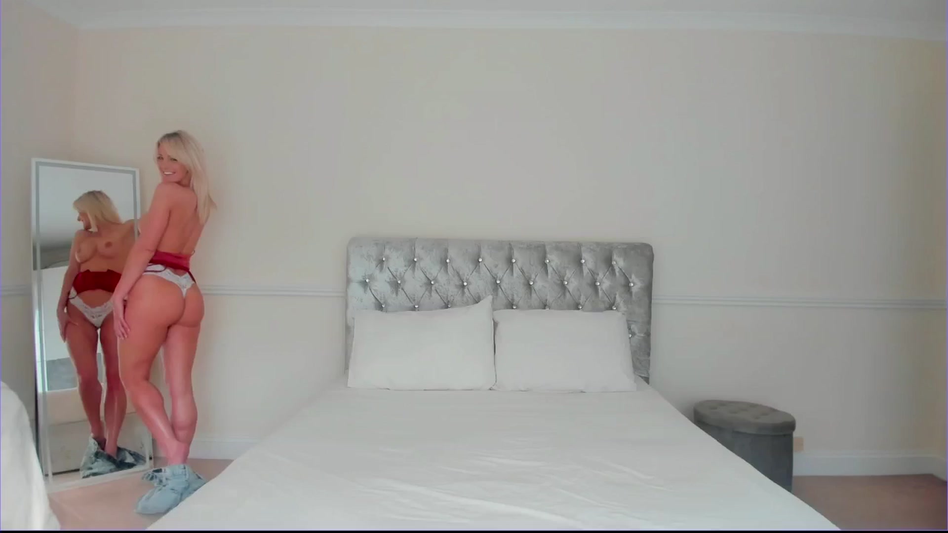 Gallery image thumbnail from SelinaRose's myfreecams stream on, 05/18/2024, 17:38 image 6 of 20