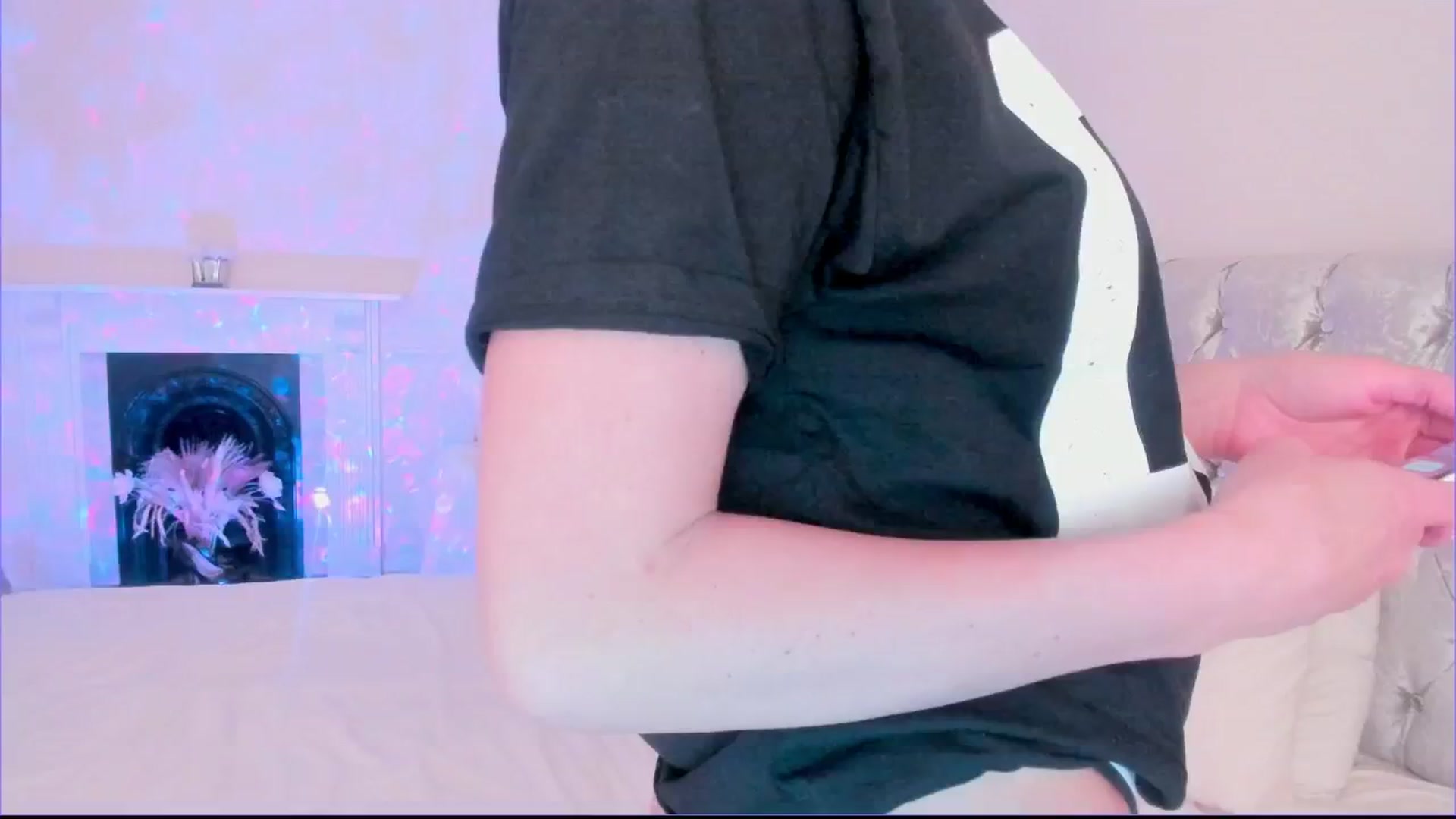 Gallery image thumbnail from SelinaRose's myfreecams stream on, 05/20/2024, 02:26 image 3 of 20