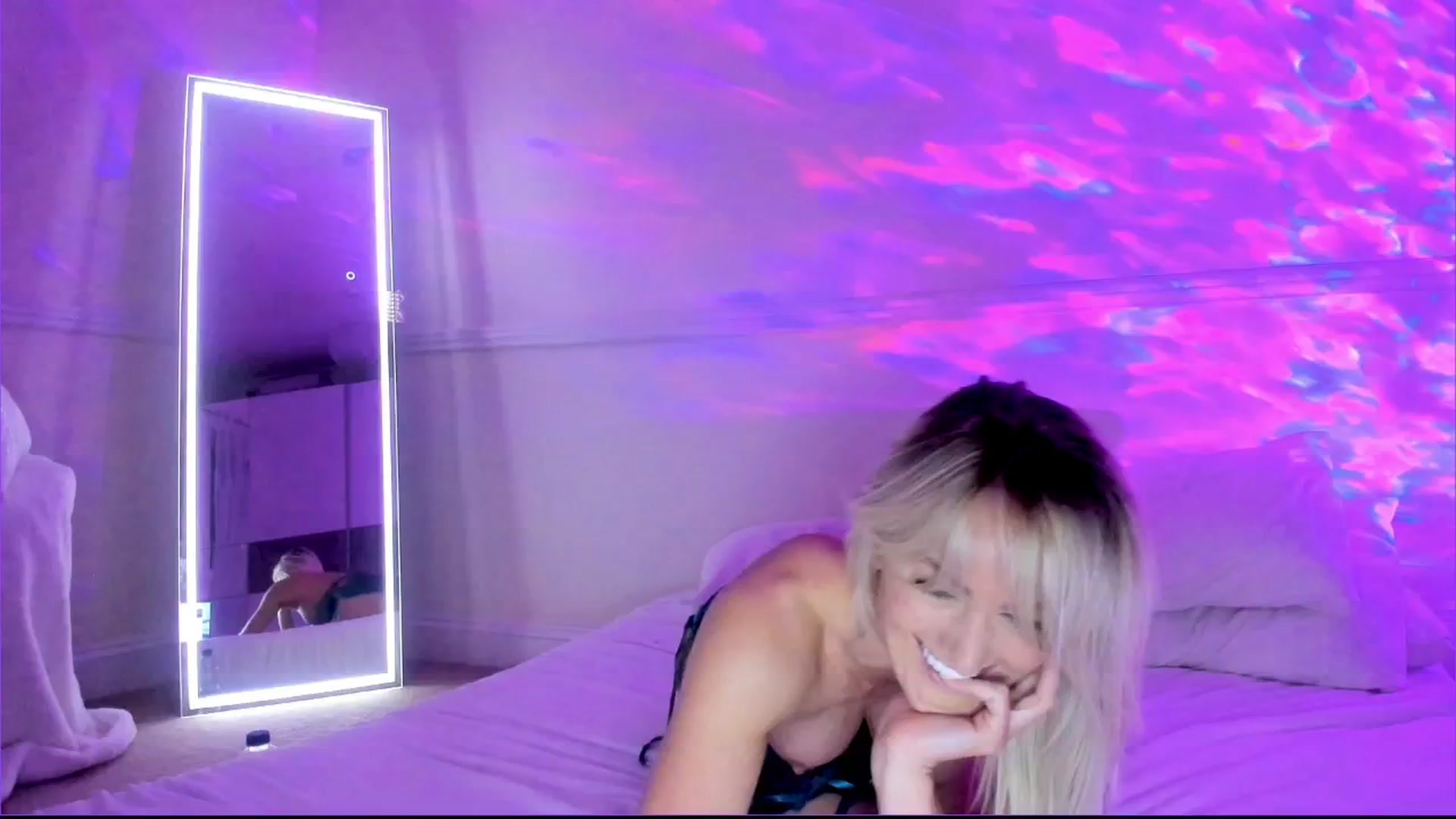 Gallery image thumbnail from SelinaRose's myfreecams stream on, 07/16/2024, 24:58 image 18 of 20