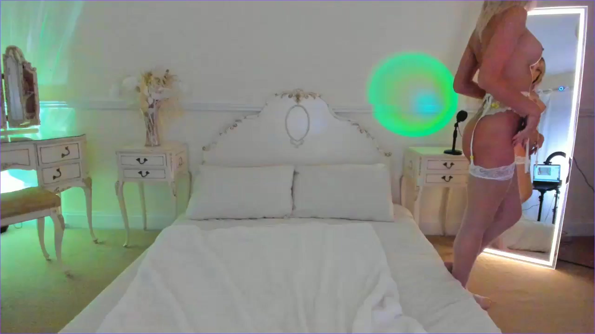 Gallery image thumbnail from SelinaRose's myfreecams stream on, 08/08/2024, 22:41 image 7 of 20