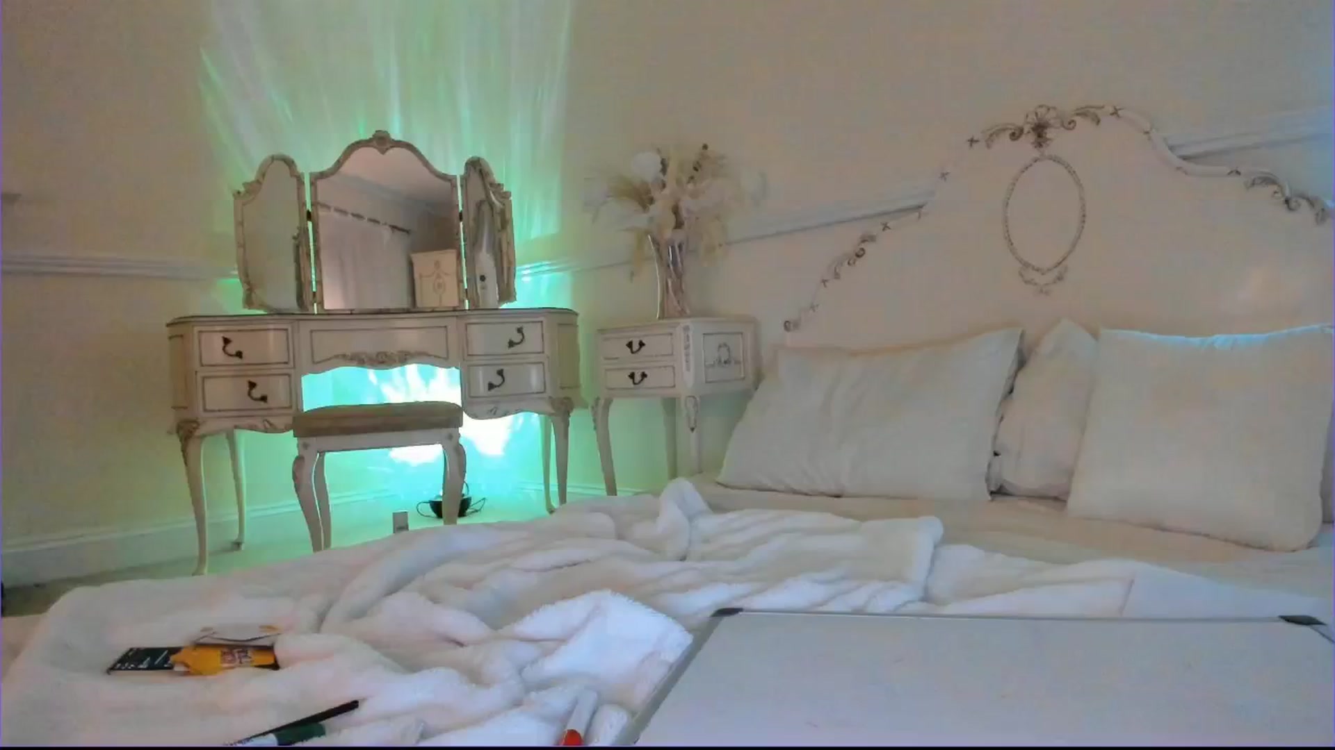 Gallery image thumbnail from SelinaRose's myfreecams stream on, 08/16/2024, 02:46 image 16 of 20