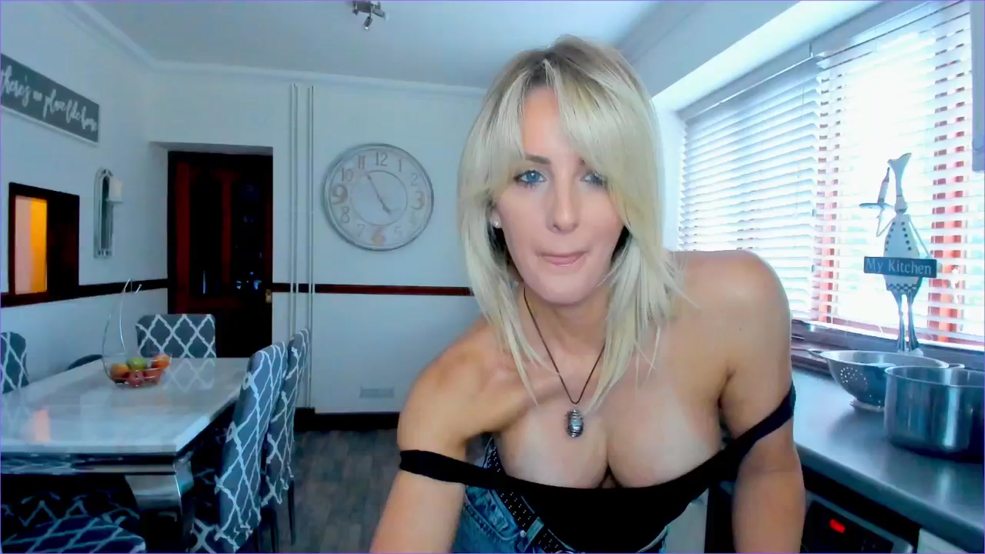 Gallery image thumbnail from SelinaRose's myfreecams stream on, 09/26/2024, 11:58 image 8 of 20