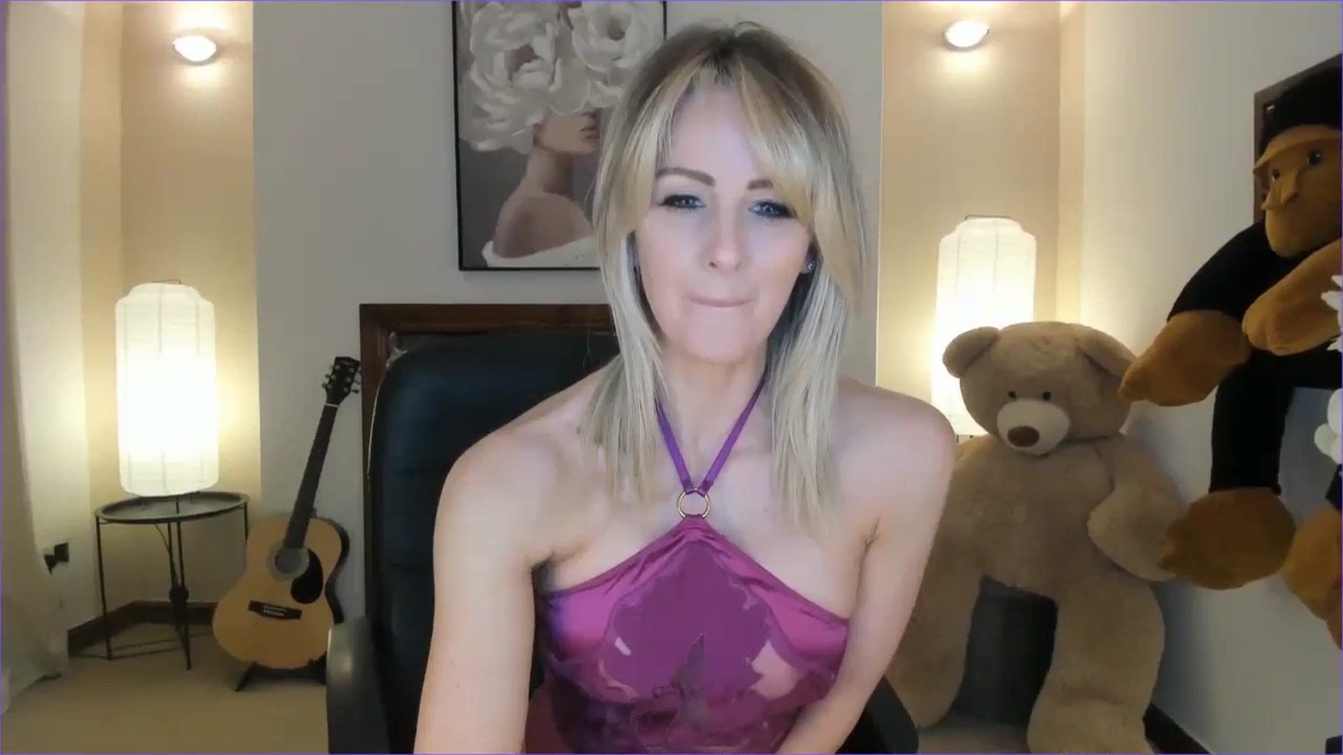 Gallery image thumbnail from SelinaRose's myfreecams stream on, 11/20/2024, 24:40 image 19 of 20