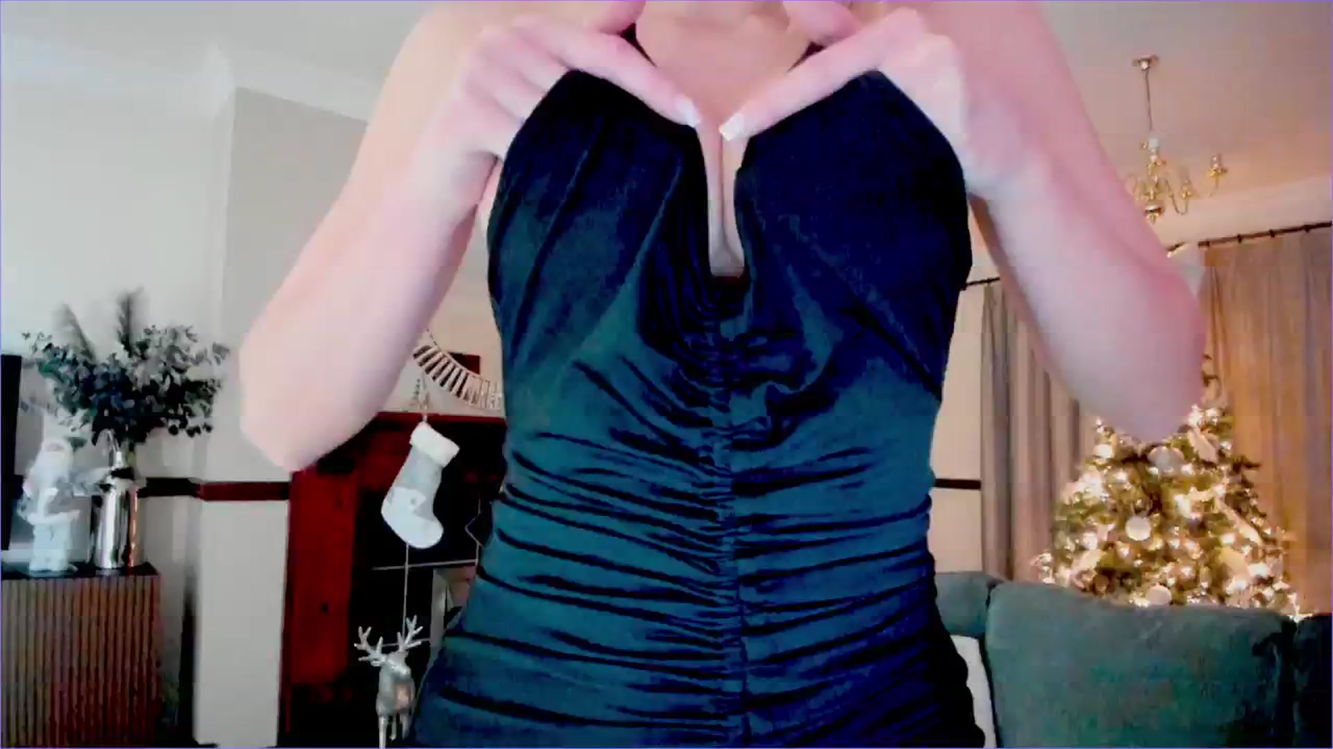 Gallery image thumbnail from SelinaRose's myfreecams stream on, 12/15/2024, 05:38 image 3 of 20