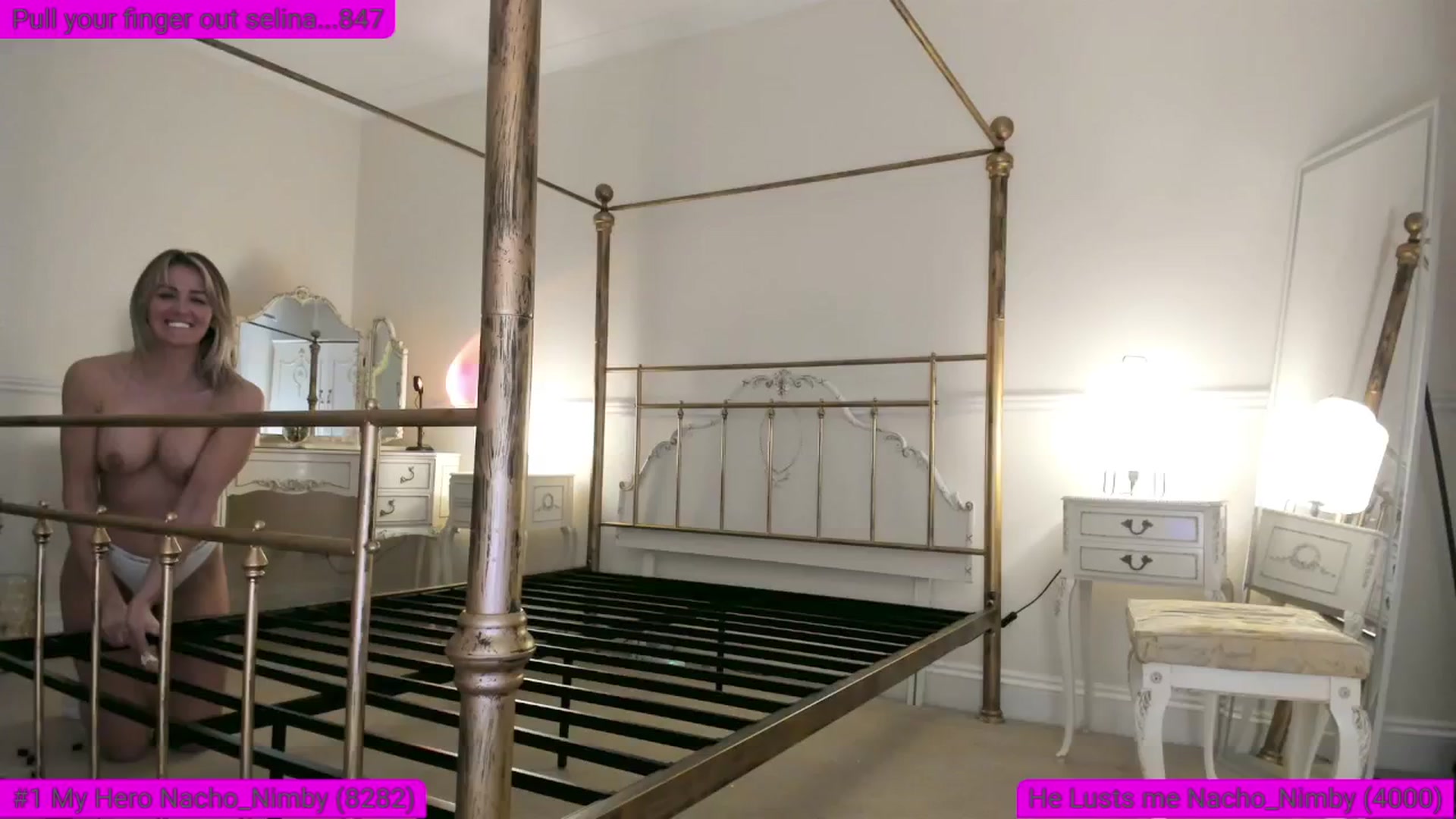 Gallery image thumbnail from SelinaRose's myfreecams stream on, 01/08/2025, 04:12 image 16 of 20