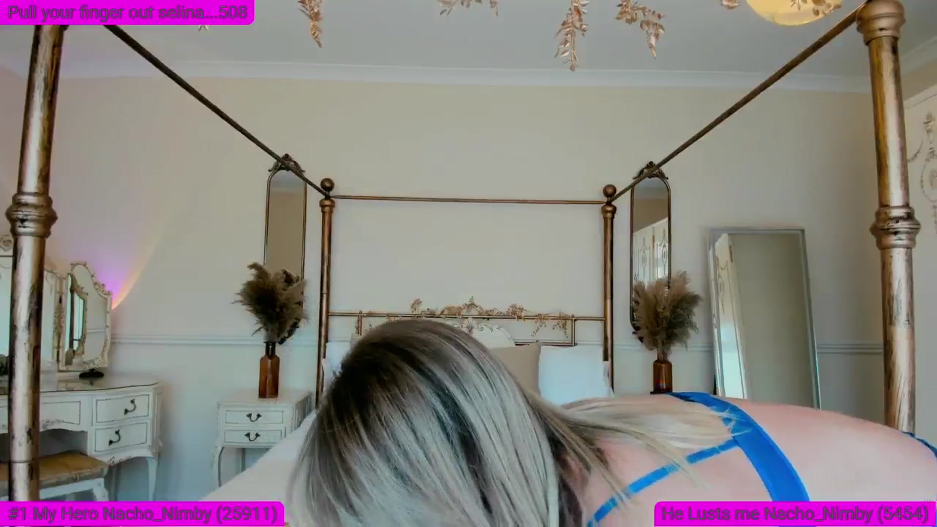 Gallery image thumbnail from SelinaRose's myfreecams stream on, 01/15/2025, 13:00 image 9 of 20
