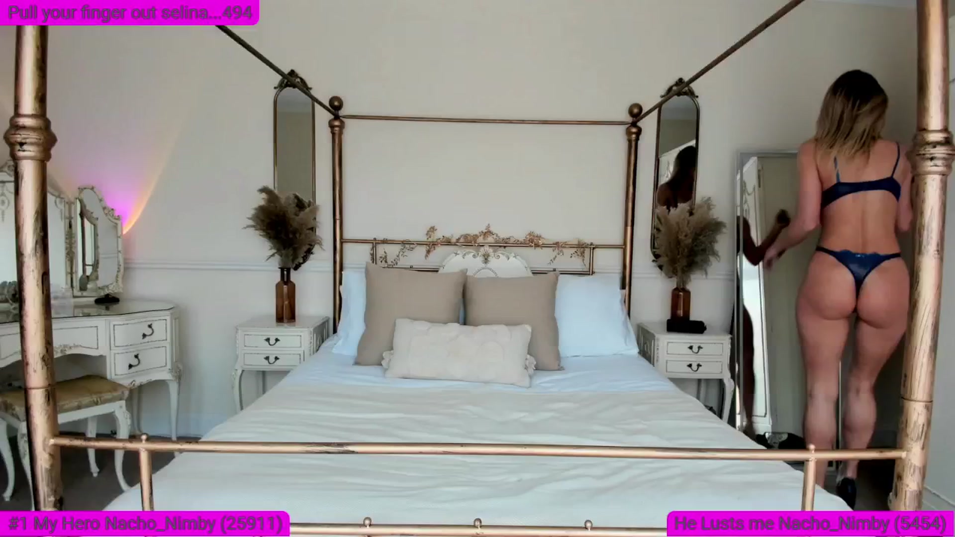 Gallery image thumbnail from SelinaRose's myfreecams stream on, 01/15/2025, 14:27 image 12 of 20