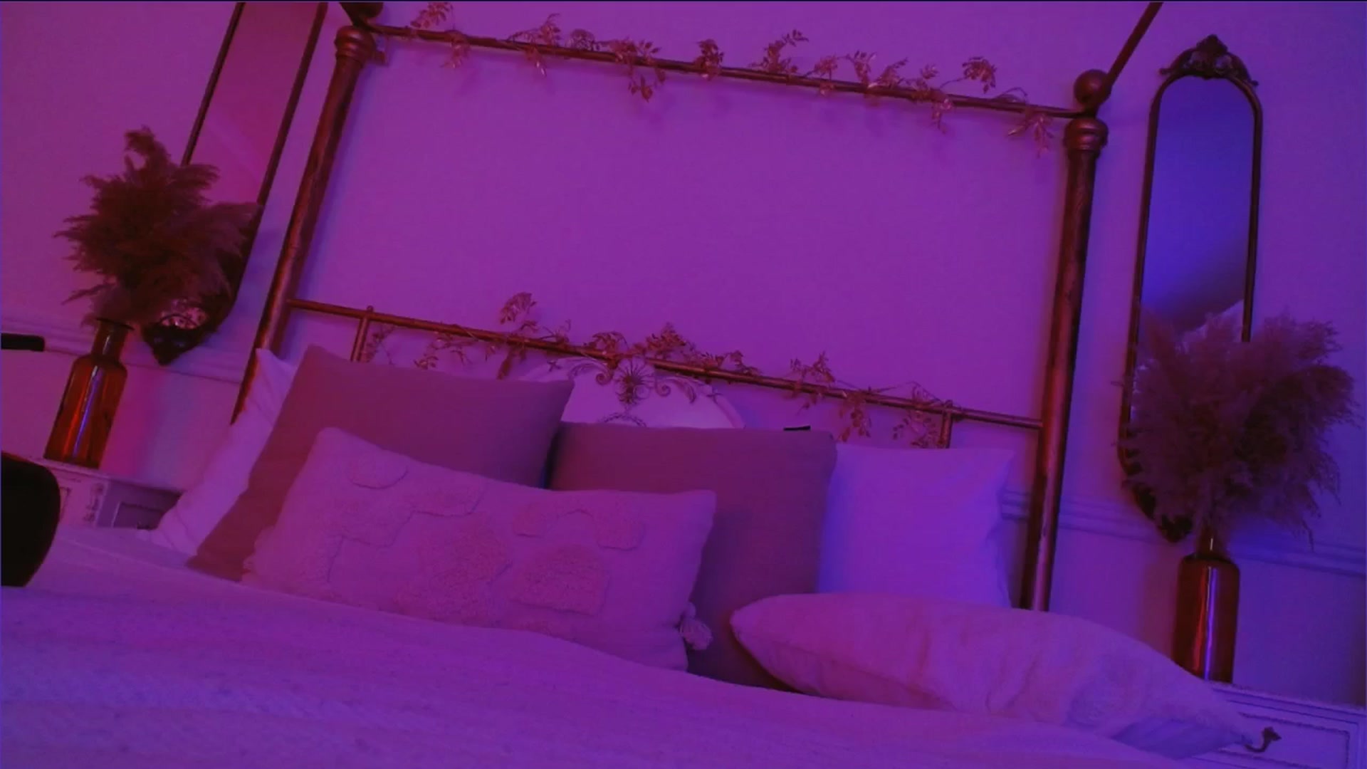 Gallery image thumbnail from SelinaRose's myfreecams stream on, 05/09/2025, 01:41 image 8 of 20