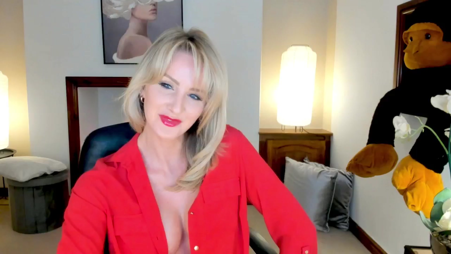 Gallery image thumbnail from SelinaRose's myfreecams stream on, 10/21/2025, 22:40 image 7 of 20