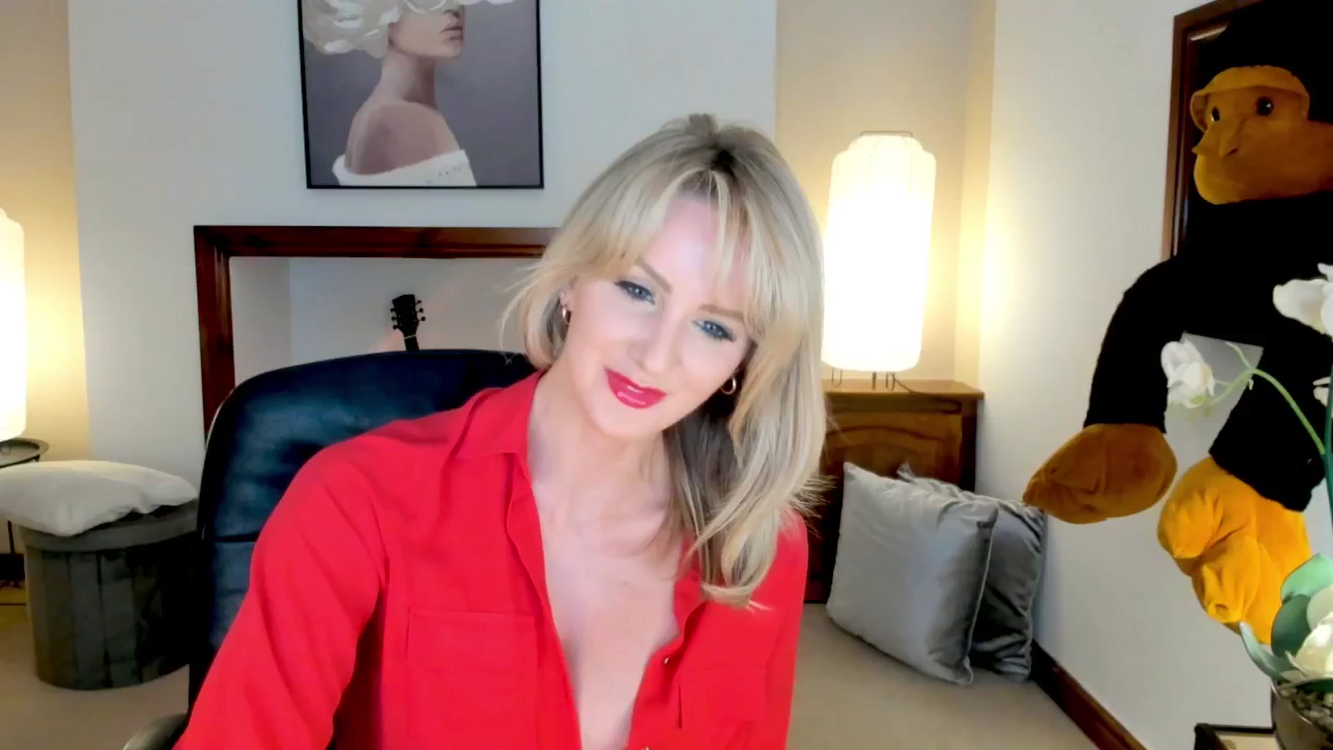 Gallery image thumbnail from SelinaRose's myfreecams stream on, 10/21/2025, 22:40 image 5 of 20