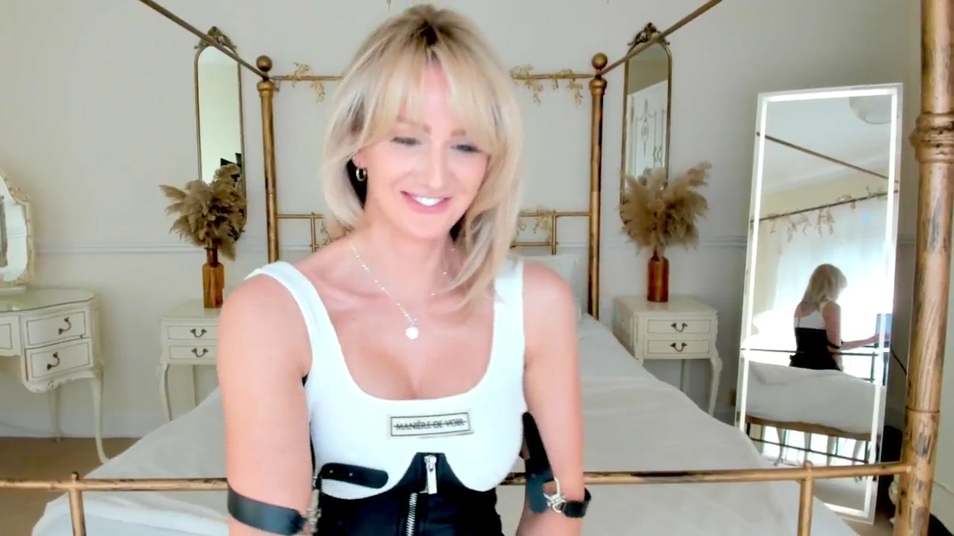 Gallery image thumbnail from SelinaRose's myfreecams stream on, 10/23/2025, 13:38 image 16 of 20