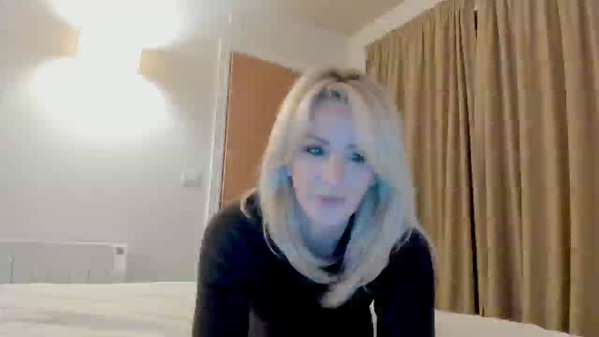 Gallery image thumbnail from SelinaRose's myfreecams stream on, 12/24/2025, 18:04 image 17 of 20