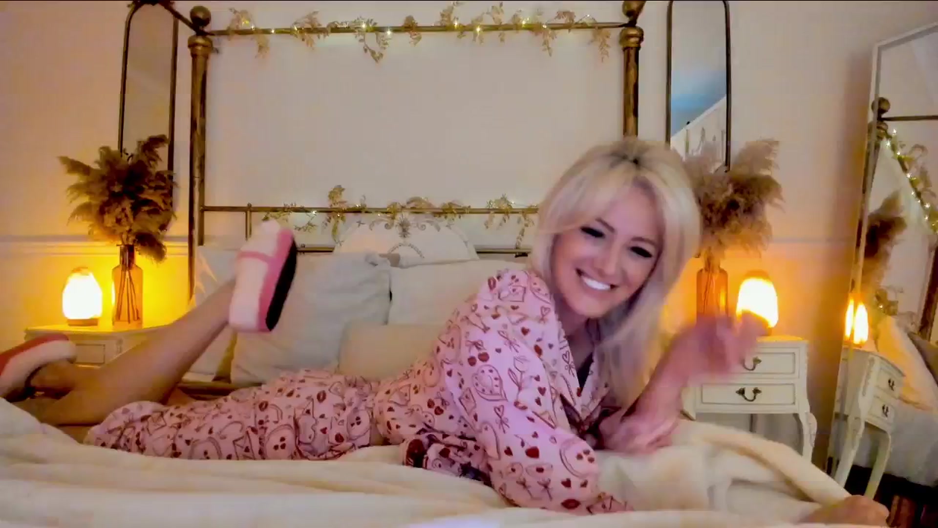 Gallery image thumbnail from SelinaRose's myfreecams stream on, 01/23/2026, 01:43 image 3 of 20