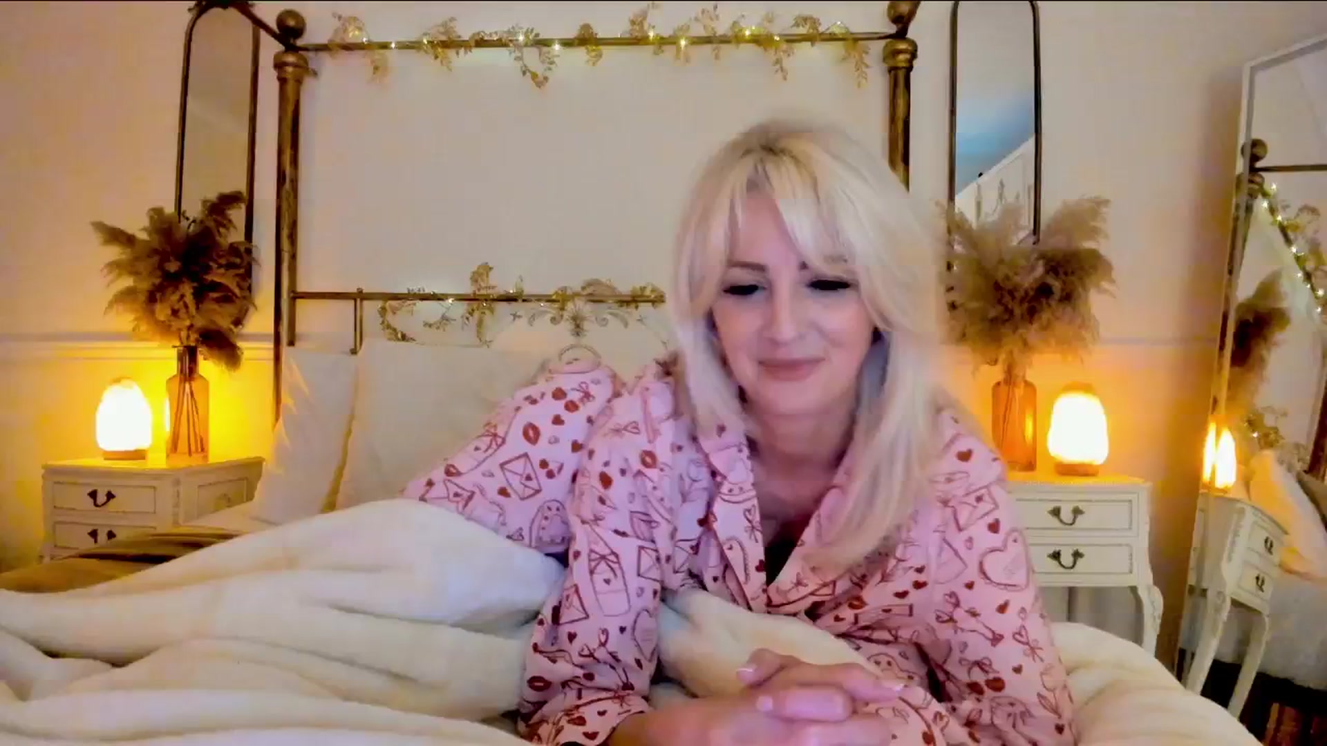 Gallery image thumbnail from SelinaRose's myfreecams stream on, 01/23/2026, 01:43 image 3 of 20