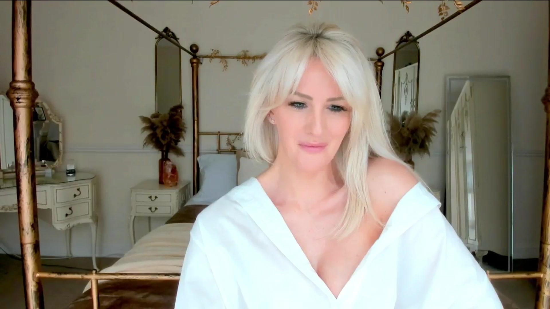 Gallery image thumbnail from SelinaRose's myfreecams stream on, 02/01/2026, 11:30 image 14 of 20