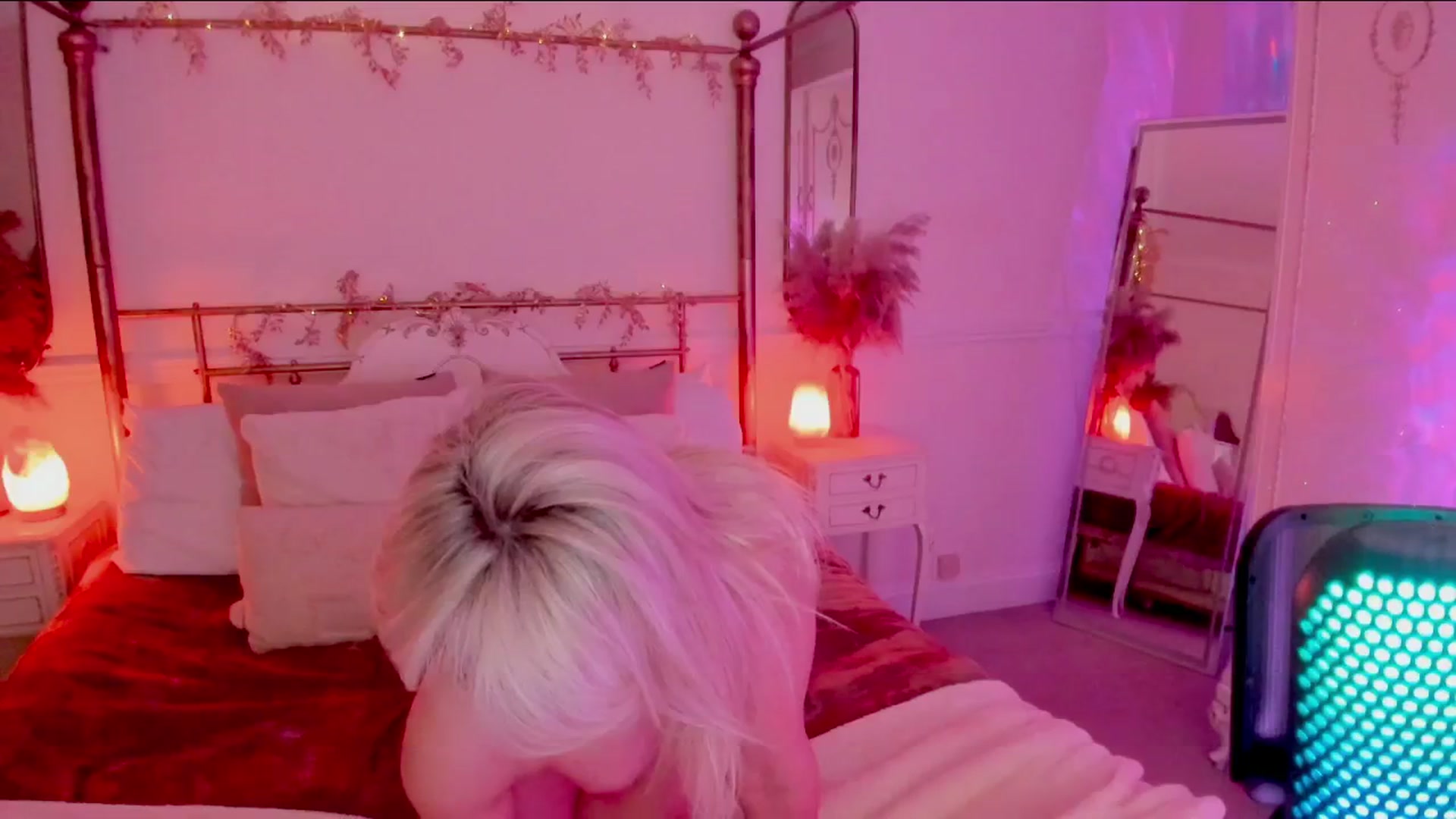 Gallery image thumbnail from SelinaRose's myfreecams stream on, 02/04/2026, 01:05 image 5 of 20