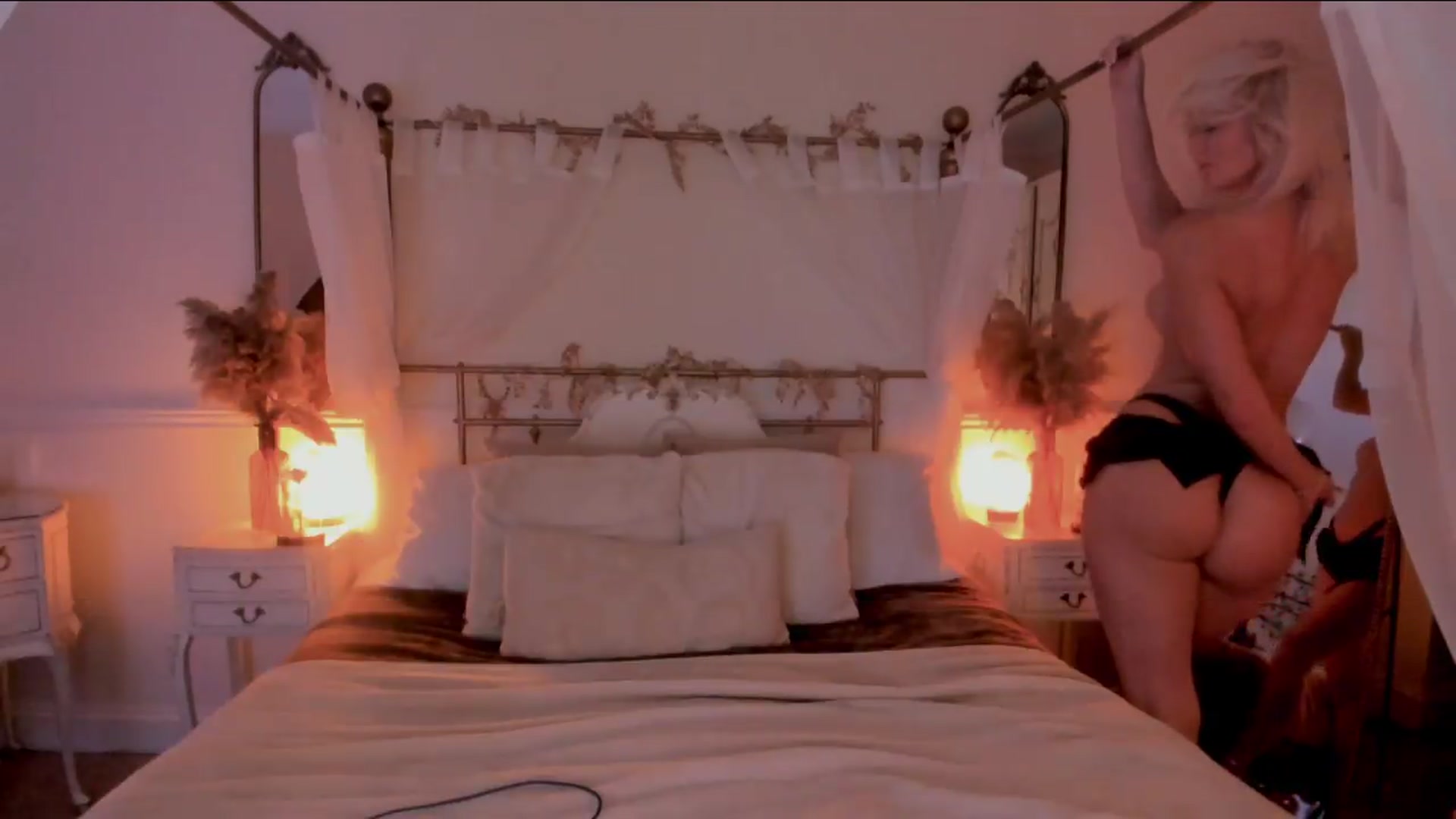 Gallery image thumbnail from SelinaRose's myfreecams stream on, 06/22/2026, 23:59 image 19 of 20