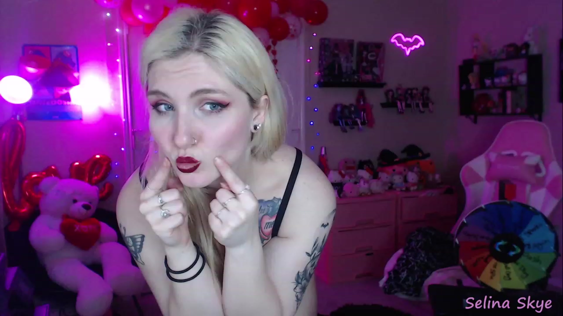 Gallery image thumbnail from SelinaSkye's myfreecams stream on, 02/14/2023, 07:59 image 20 of 20