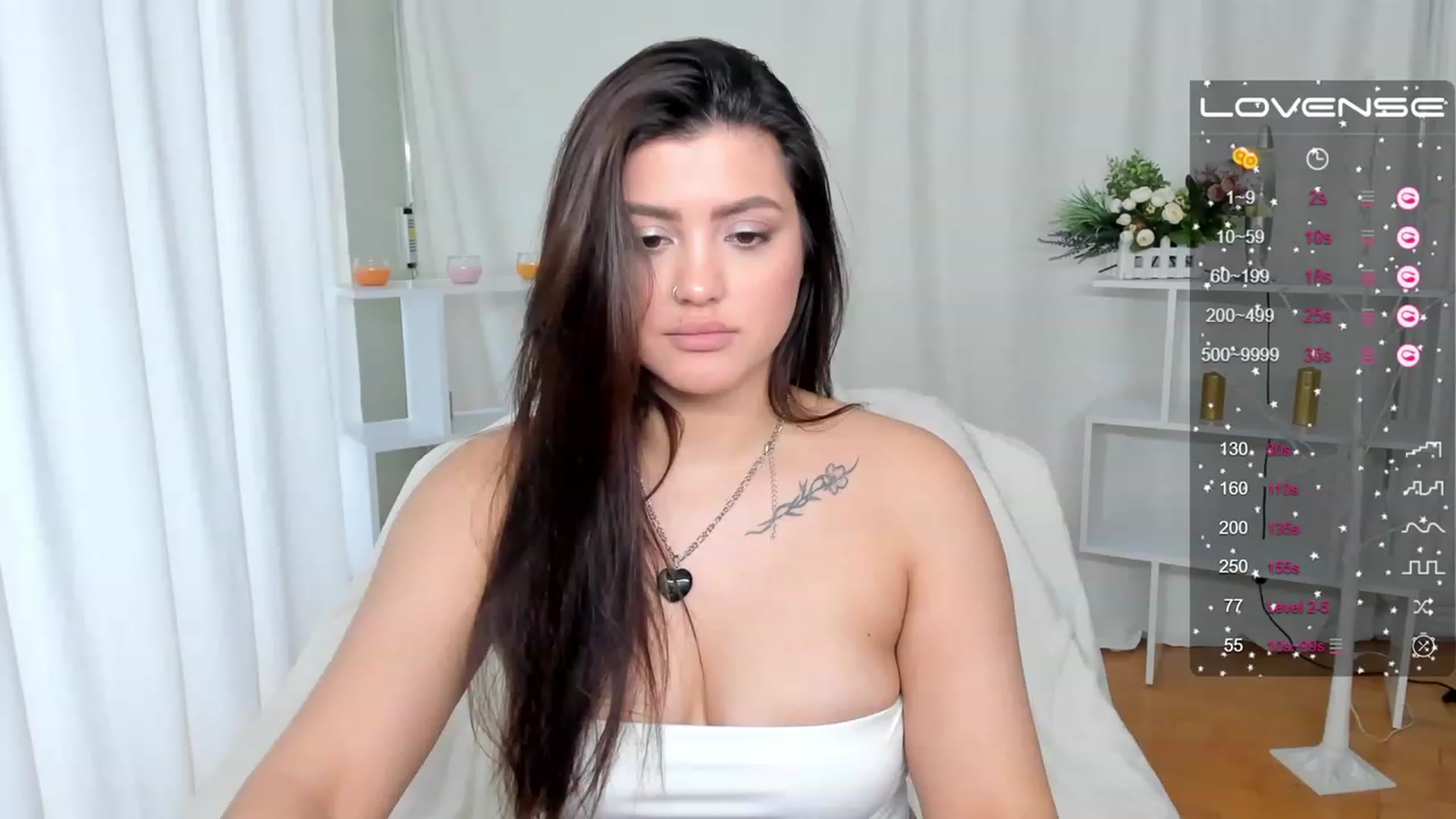 Gallery image thumbnail from Selina_liones's myfreecams stream on, 02/04/2023, 11:18 image 18 of 20