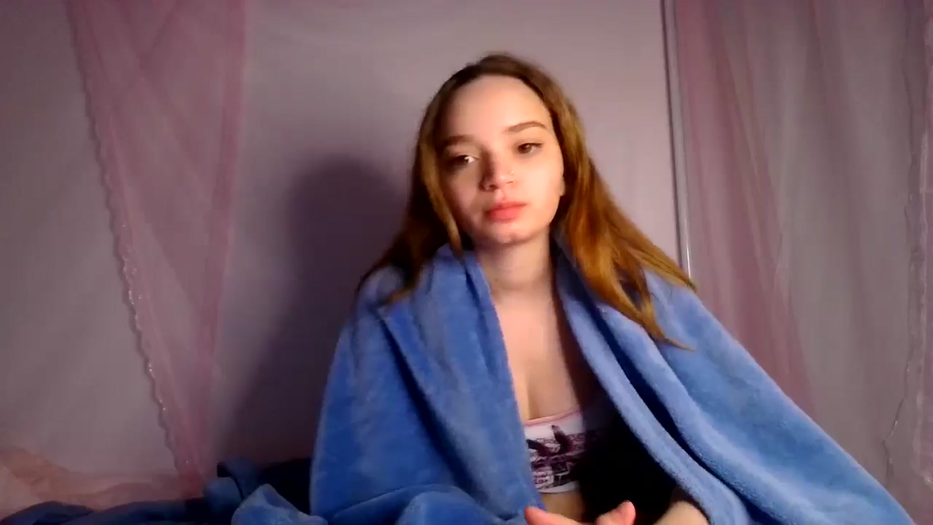 Gallery image thumbnail from Selinaimai's myfreecams stream on, 06/11/2025, 14:11 image 5 of 20