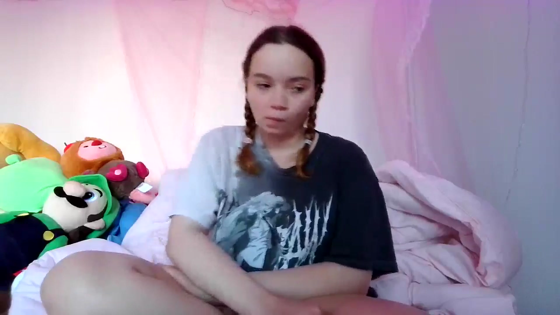 Gallery image thumbnail from Selinaimai's myfreecams stream on, 06/30/2025, 14:01 image 6 of 20