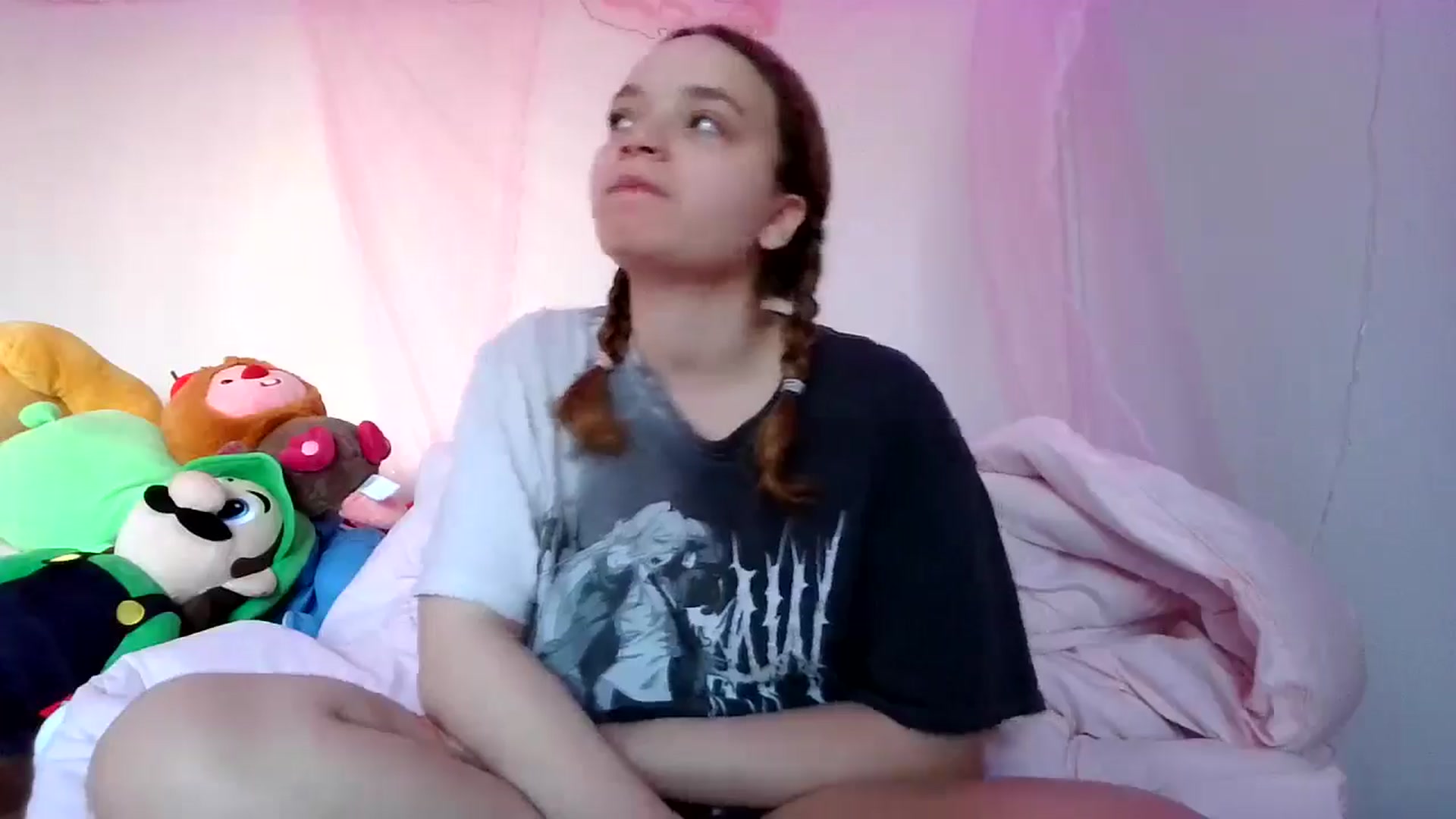 Gallery image thumbnail from Selinaimai's myfreecams stream on, 06/30/2025, 14:01 image 7 of 20