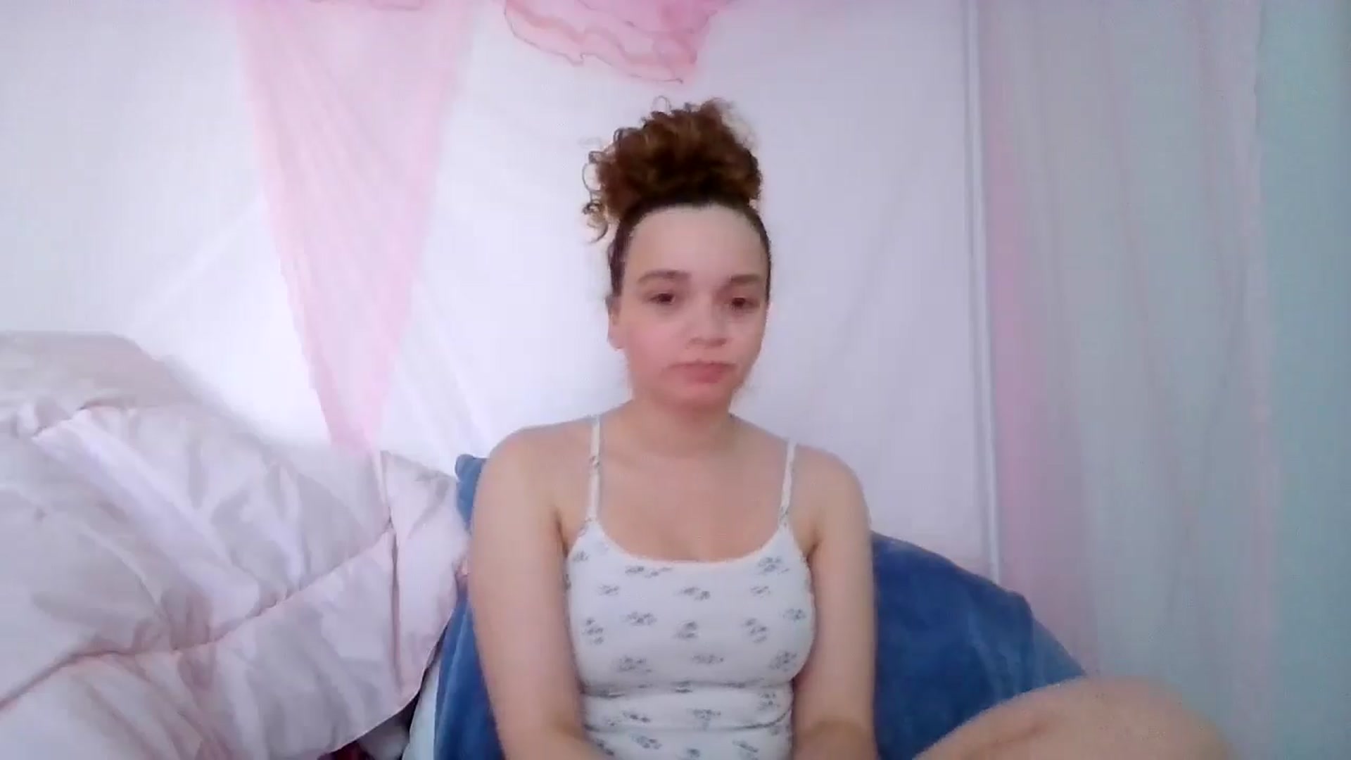 Gallery image thumbnail from Selinaimai's myfreecams stream on, 07/06/2025, 19:49 image 5 of 20