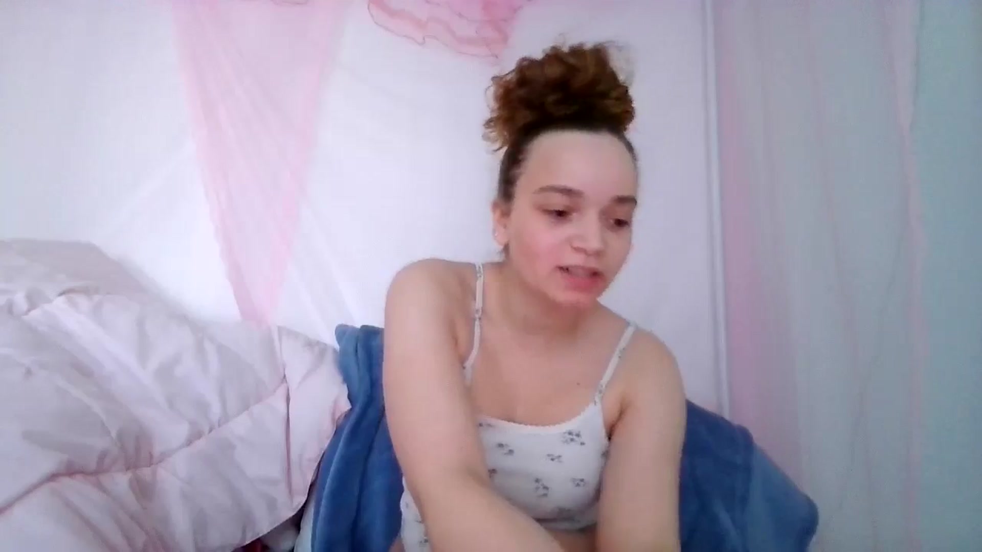 Gallery image thumbnail from Selinaimai's myfreecams stream on, 07/06/2025, 19:49 image 8 of 20