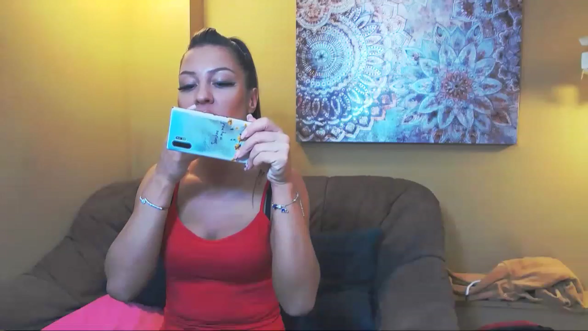 Gallery image thumbnail from SelinneTess's myfreecams stream on, 11/21/2022, 17:10 image 18 of 20