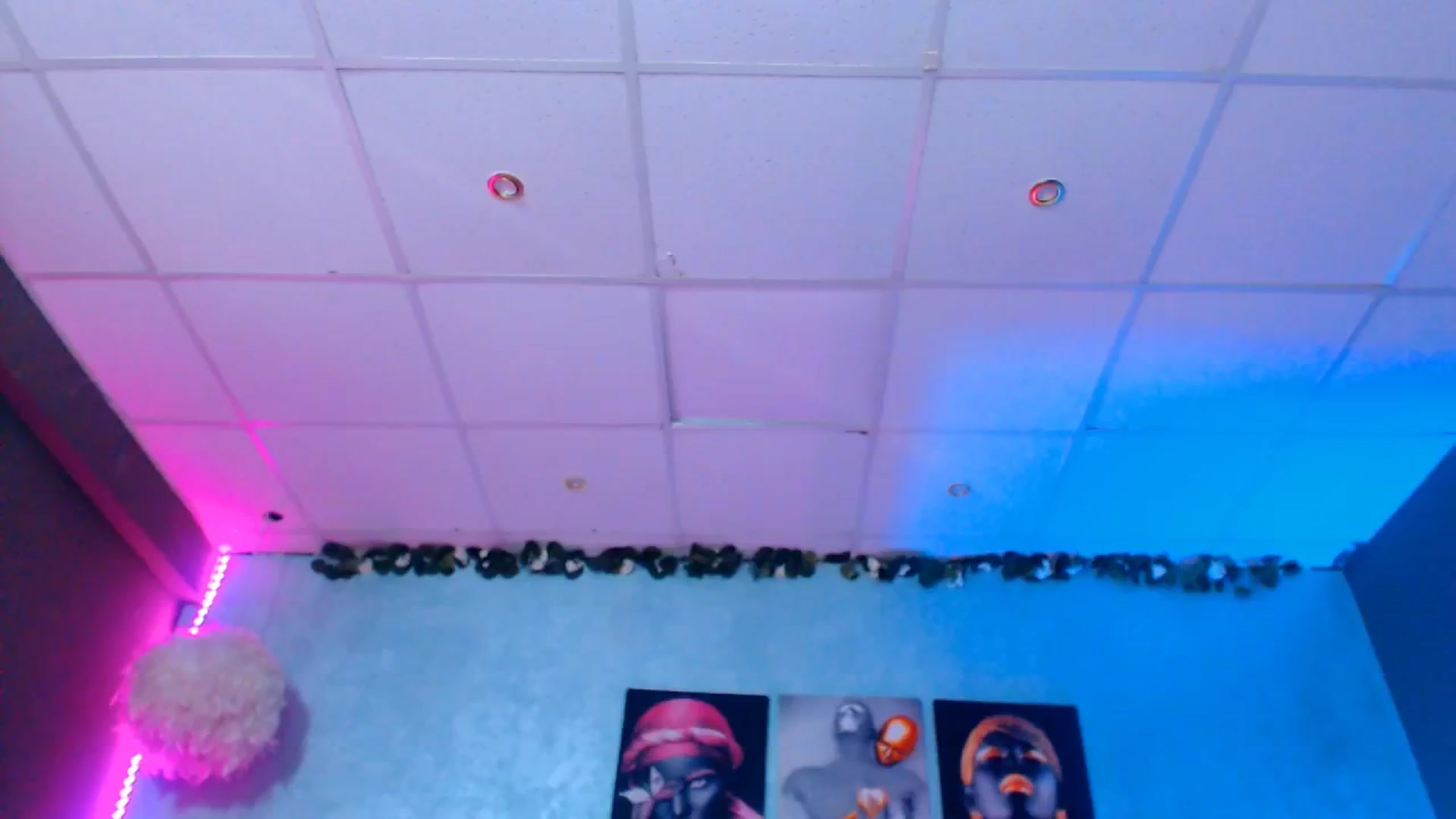 Gallery image thumbnail from SellenaCarter's myfreecams stream on, 10/13/2024, 11:35 image 20 of 20
