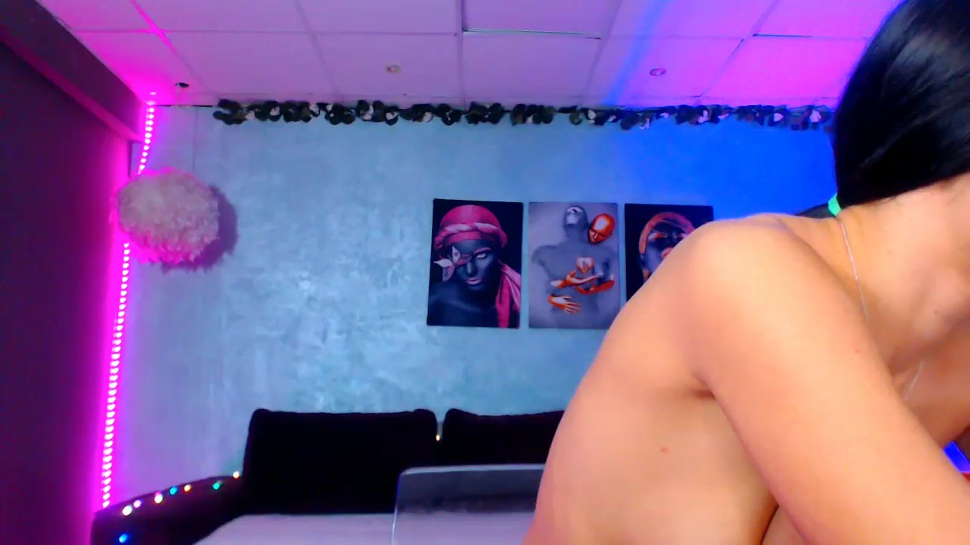 Gallery image thumbnail from SellenaCarter's myfreecams stream on, 11/30/2024, 10:29 image 8 of 20