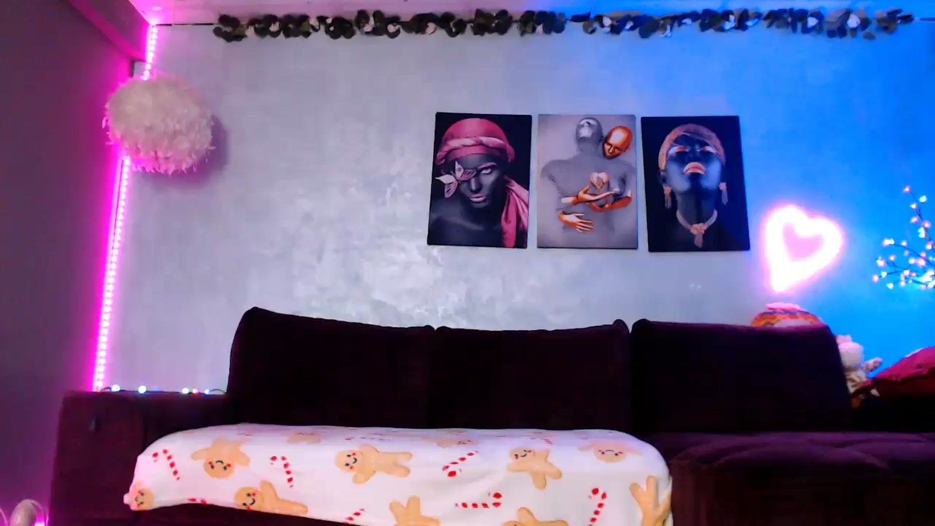 Gallery image thumbnail from SellenaCarter's myfreecams stream on, 02/20/2025, 10:26 image 18 of 20