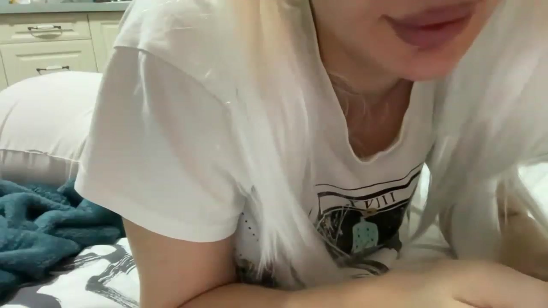 Gallery image thumbnail from Sellenas's myfreecams stream on, 12/30/2022, 16:12 image 19 of 20