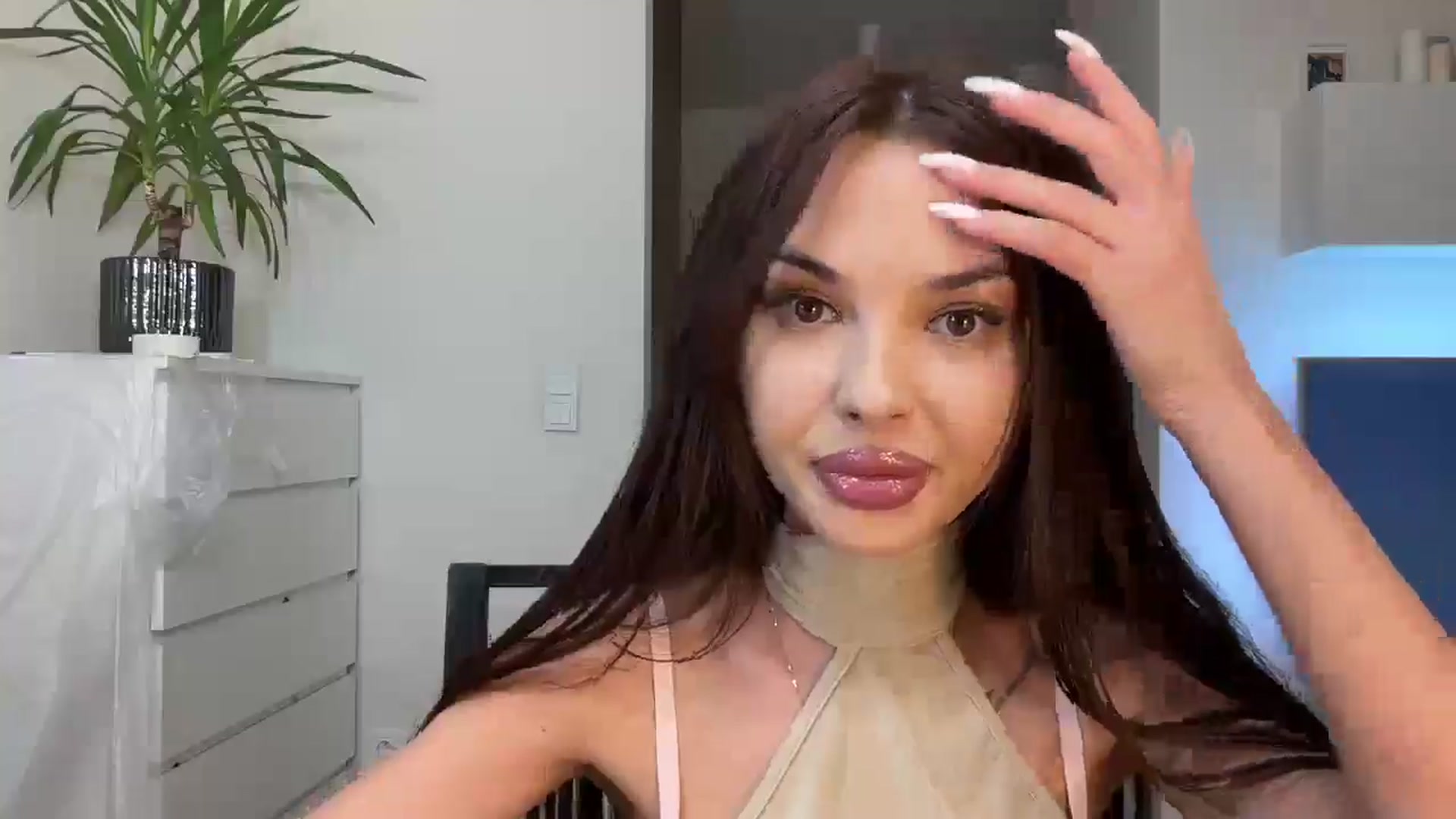 Gallery image thumbnail from Selvyna's myfreecams stream on, 03/19/2026, 21:16 image 10 of 20