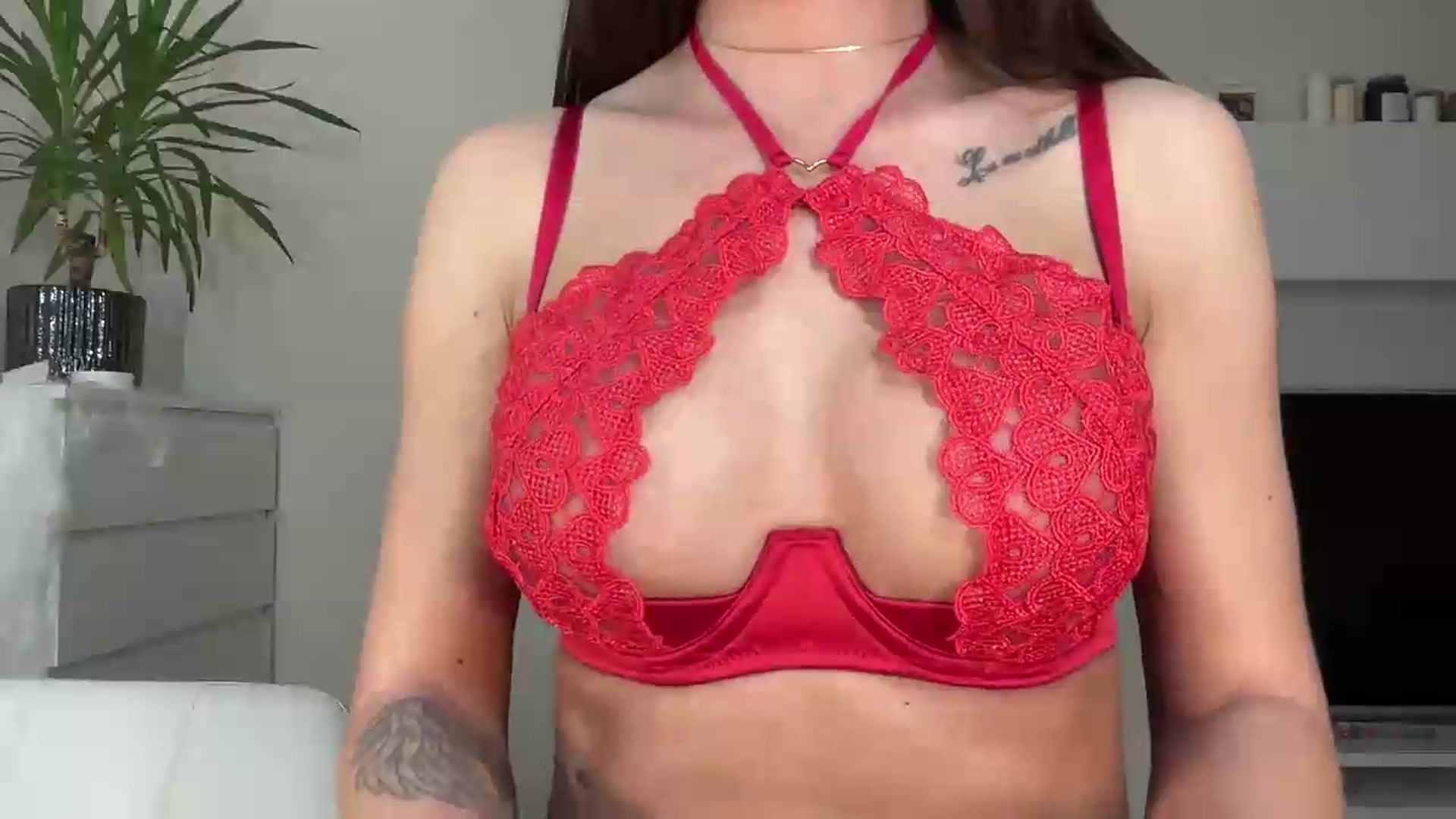 Gallery image thumbnail from Selvyna's myfreecams stream on, 05/26/2026, 21:56 image 9 of 20