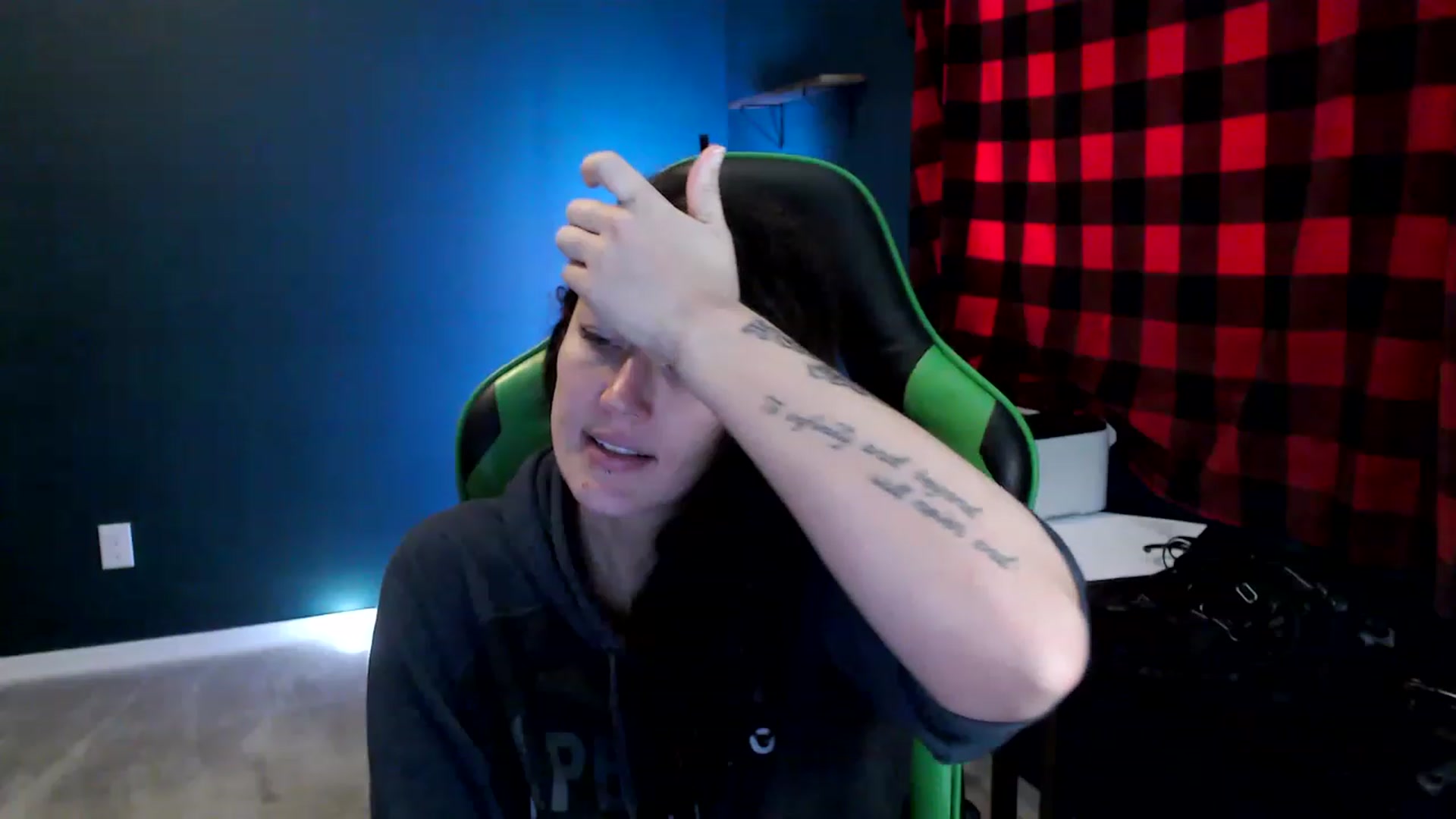 Gallery image thumbnail from Semperfuckme's myfreecams stream on, 02/05/2023, 17:22 image 13 of 20