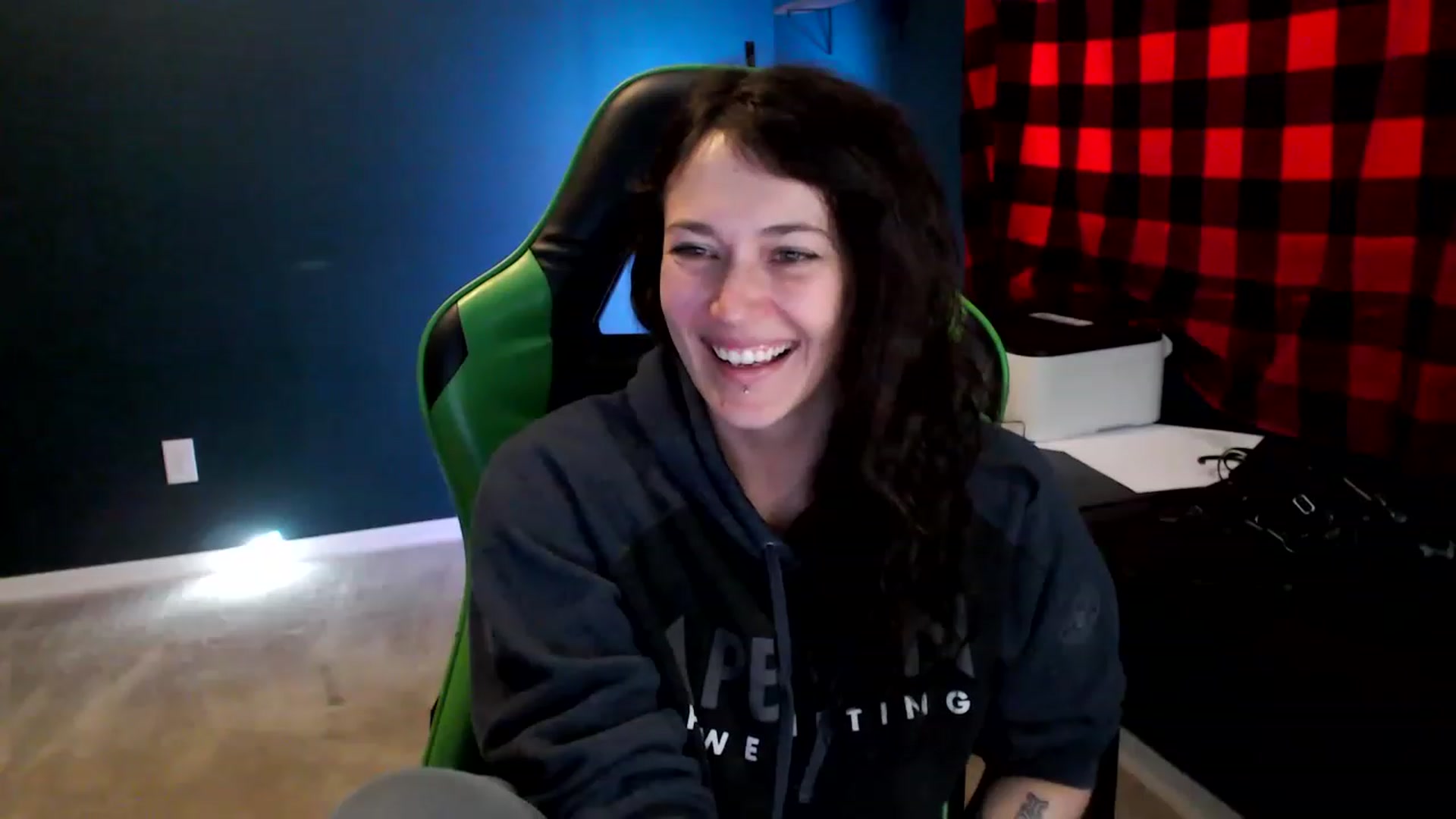 Gallery image thumbnail from Semperfuckme's myfreecams stream on, 02/05/2023, 17:22 image 1 of 20