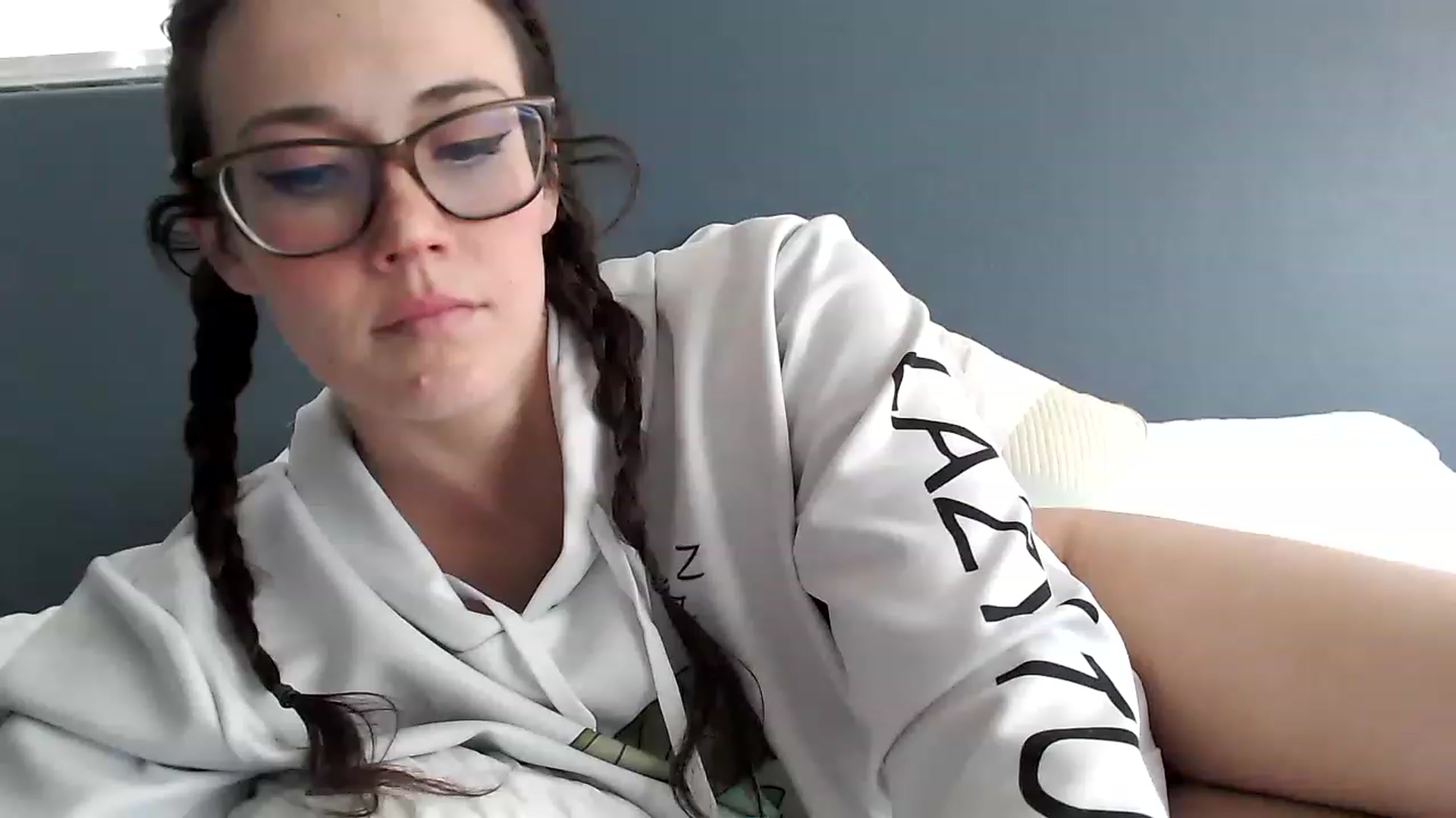 Gallery image thumbnail from Semperfuckme's myfreecams stream on, 05/16/2023, 17:20 image 20 of 20