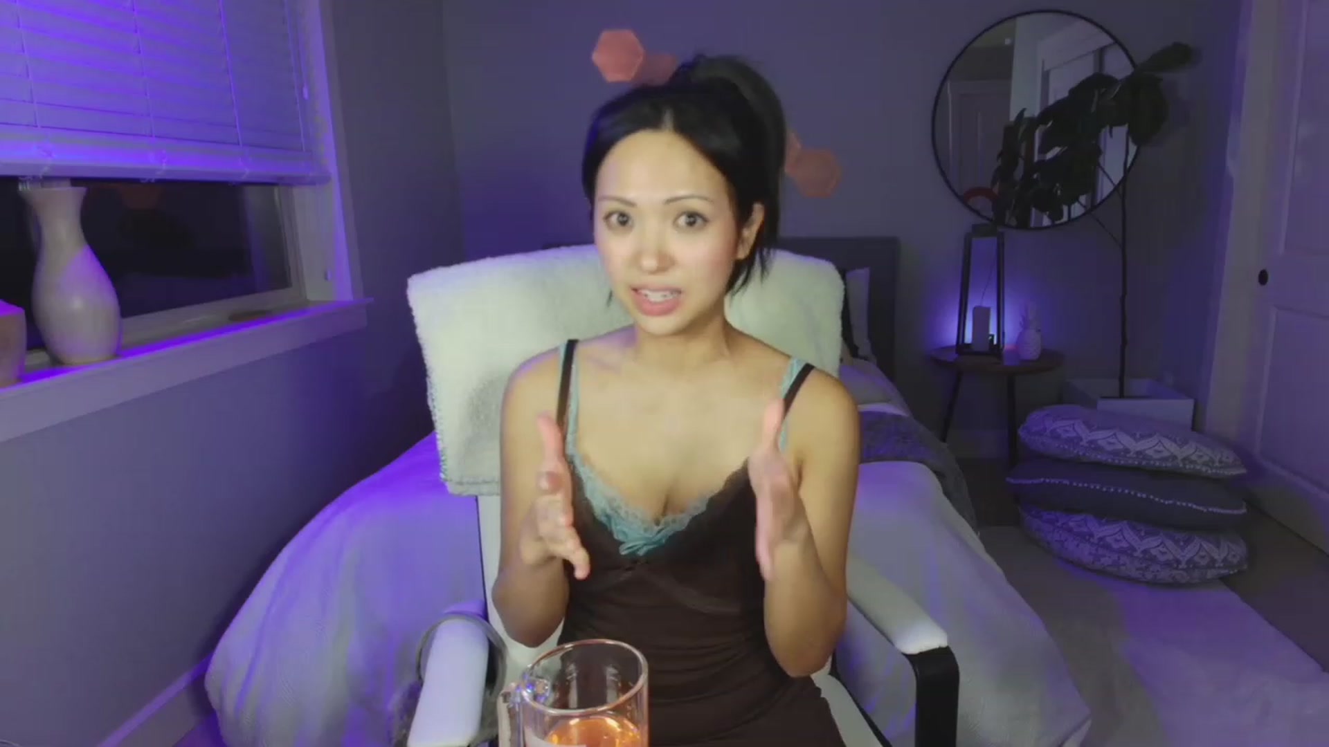 Gallery image thumbnail from SendTacoMoney's myfreecams stream on, 03/01/2023, 07:52 image 7 of 20