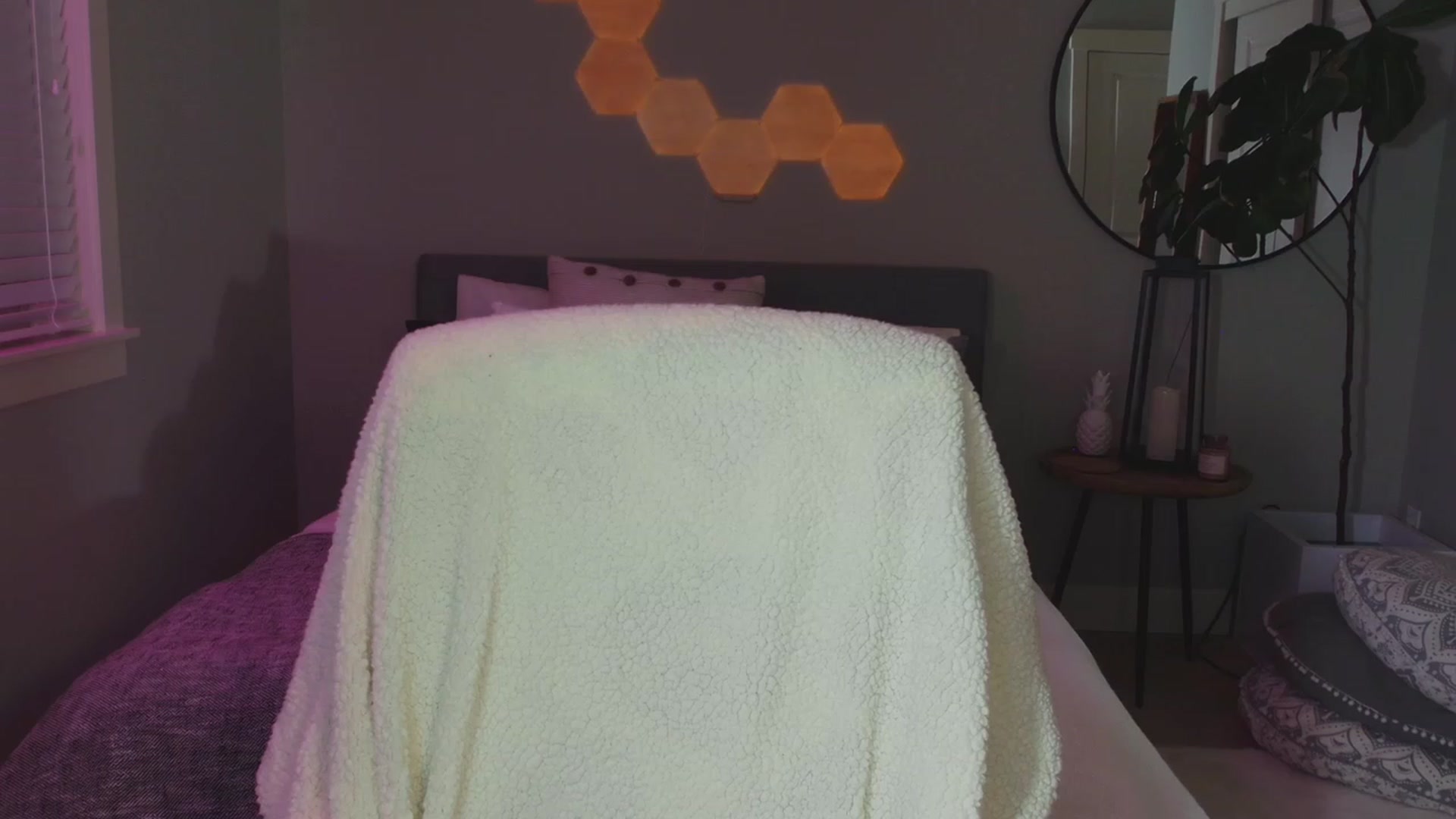 Gallery image thumbnail from SendTacoMoney's myfreecams stream on, 03/29/2023, 07:25 image 10 of 20
