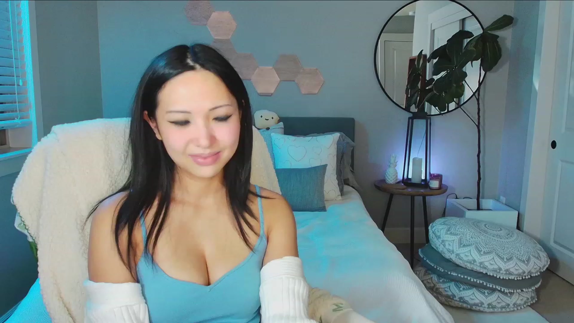 Gallery image thumbnail from SendTacoMoney's myfreecams stream on, 04/15/2023, 07:15 image 3 of 20