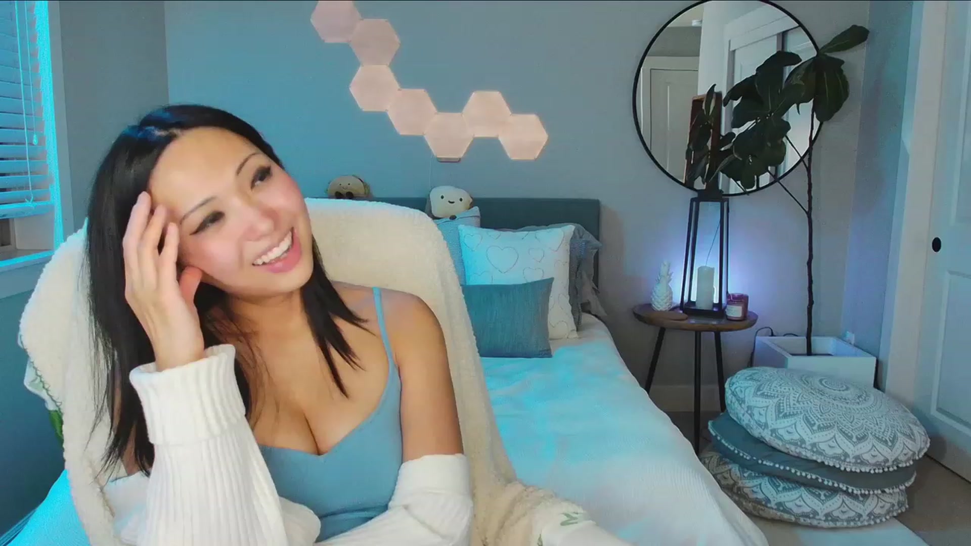 Gallery image thumbnail from SendTacoMoney's myfreecams stream on, 04/15/2023, 07:15 image 5 of 20