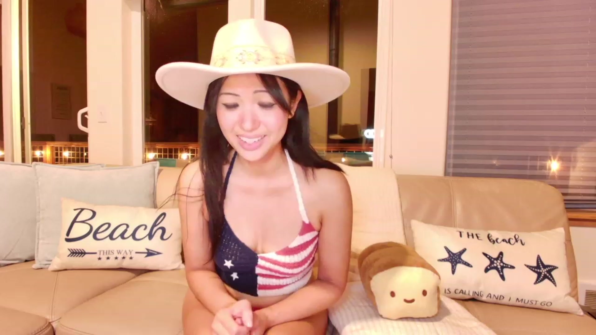 Gallery image thumbnail from SendTacoMoney's myfreecams stream on, 07/04/2023, 05:51 image 12 of 20