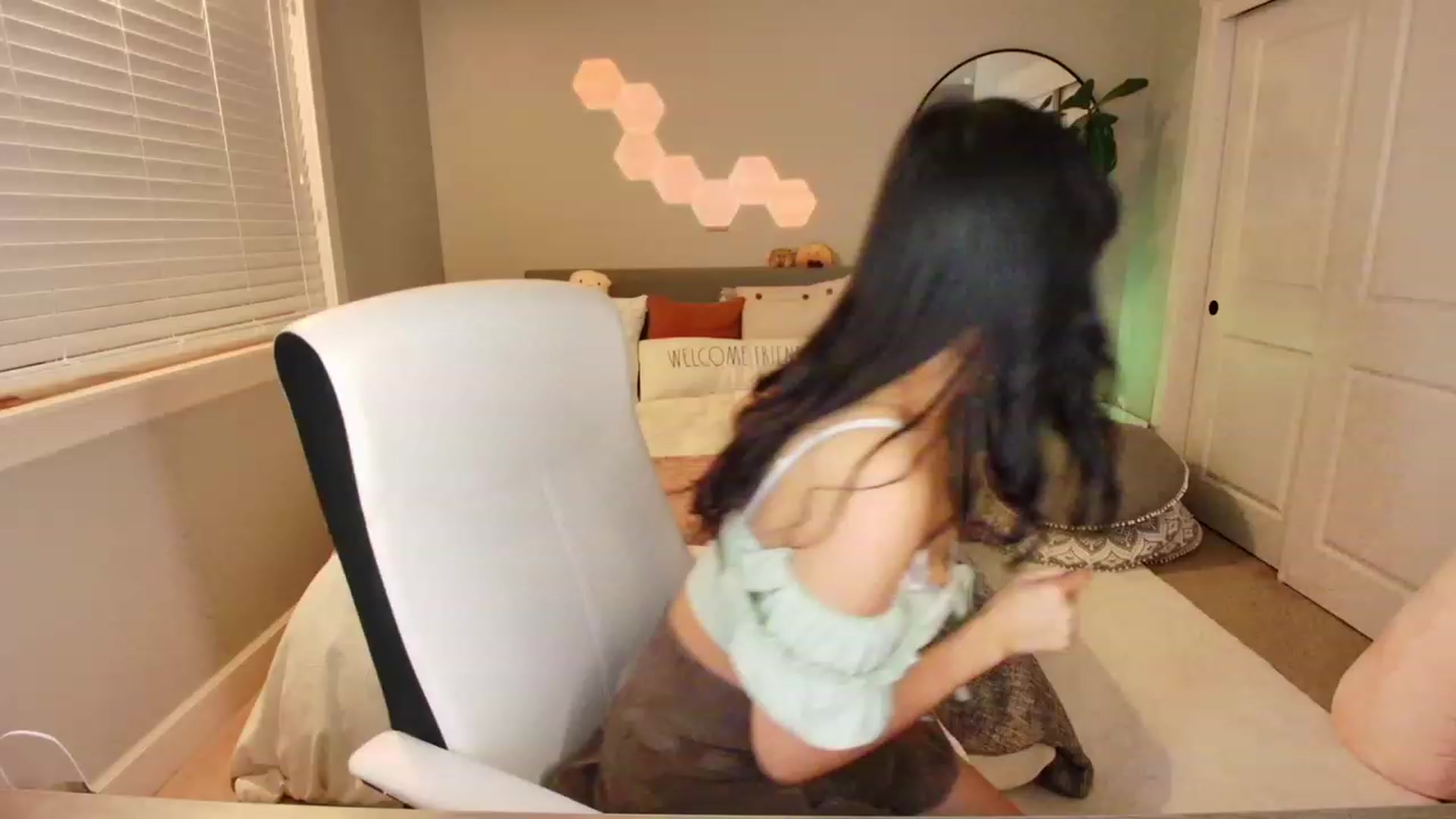 Gallery image thumbnail from SendTacoMoney's myfreecams stream on, 08/09/2023, 06:11 image 3 of 20