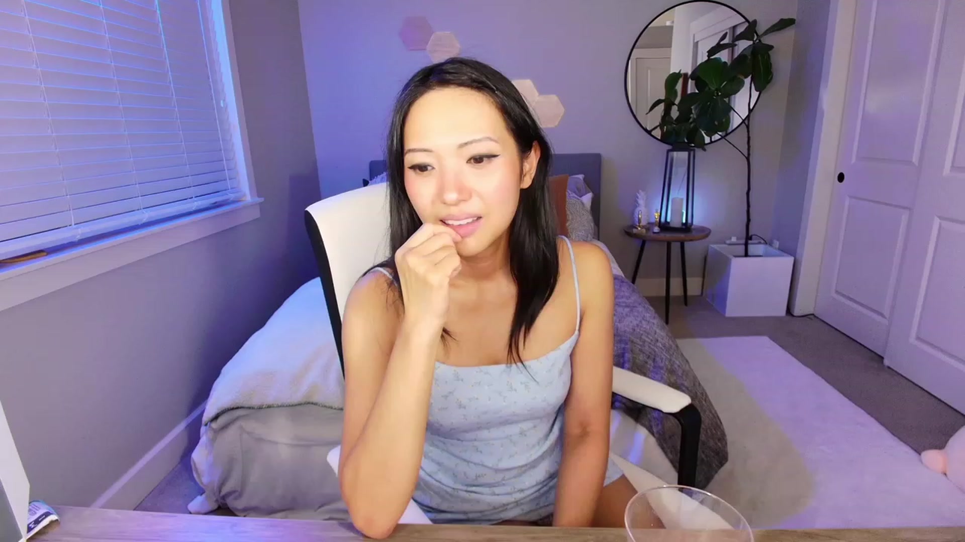 Gallery image thumbnail from SendTacoMoney's myfreecams stream on, 08/16/2023, 06:56 image 7 of 20