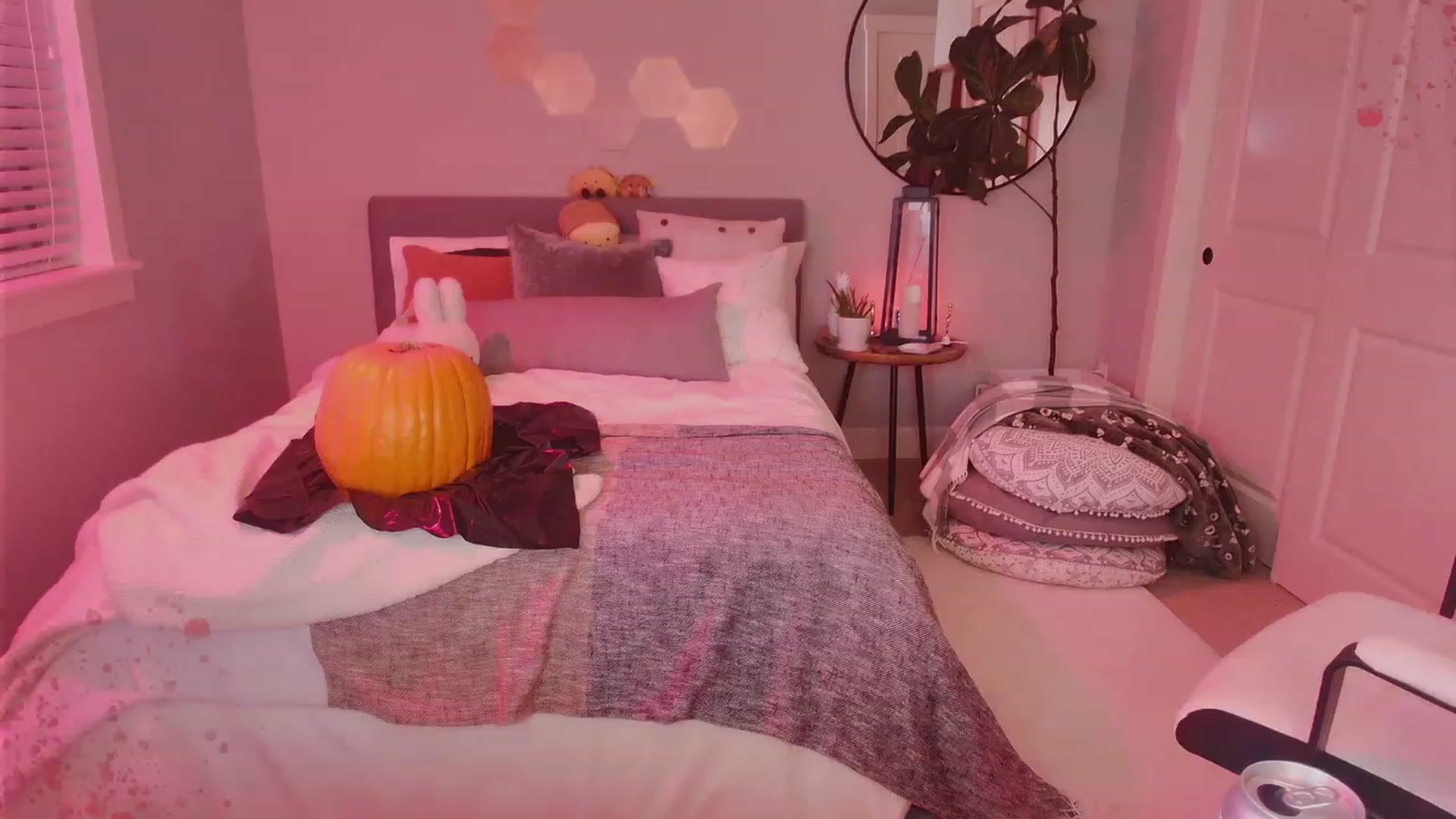 Gallery image thumbnail from SendTacoMoney's myfreecams stream on, 10/30/2023, 07:02 image 13 of 20